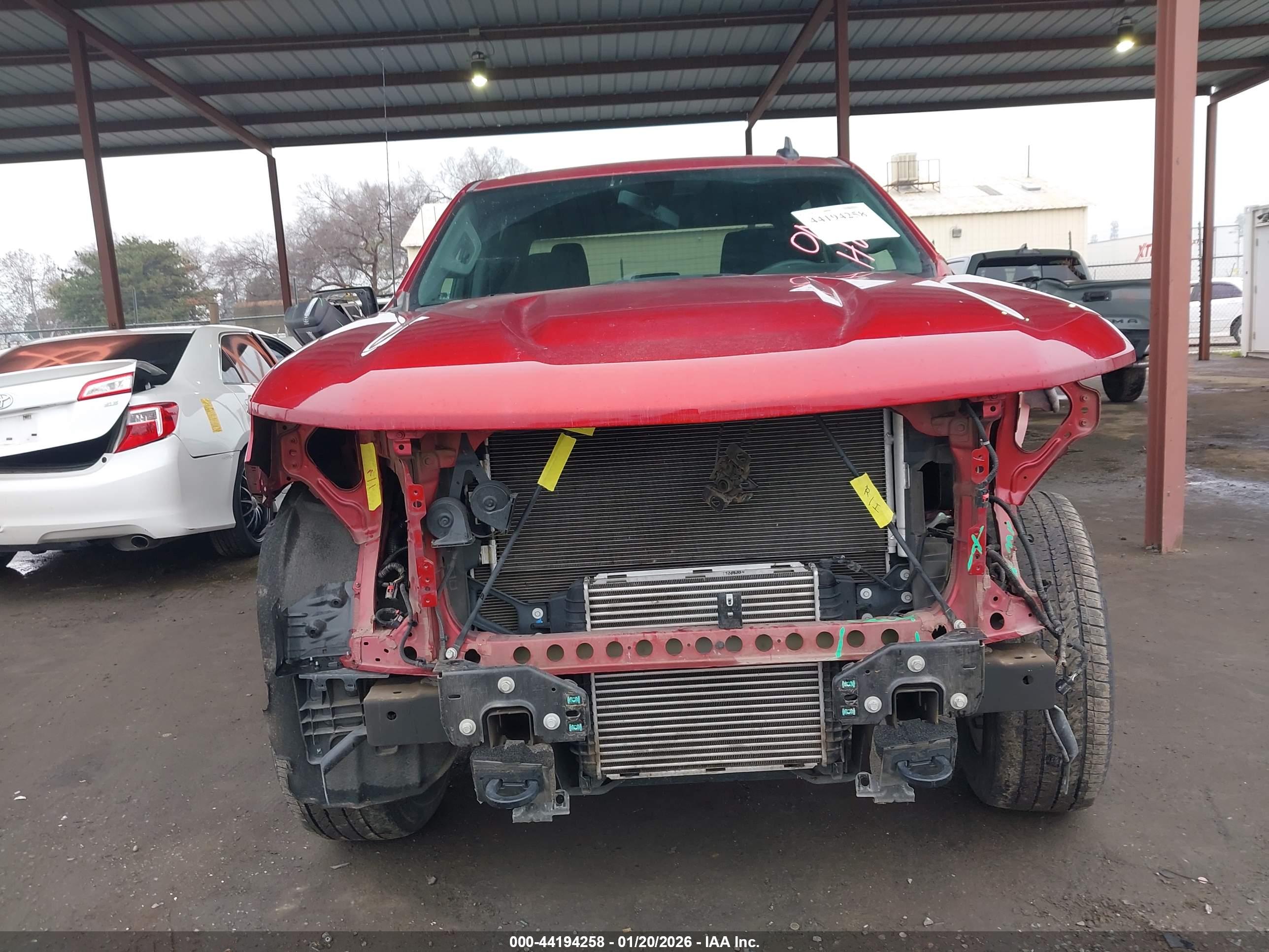 CHEVROLET SILVERADO image 6