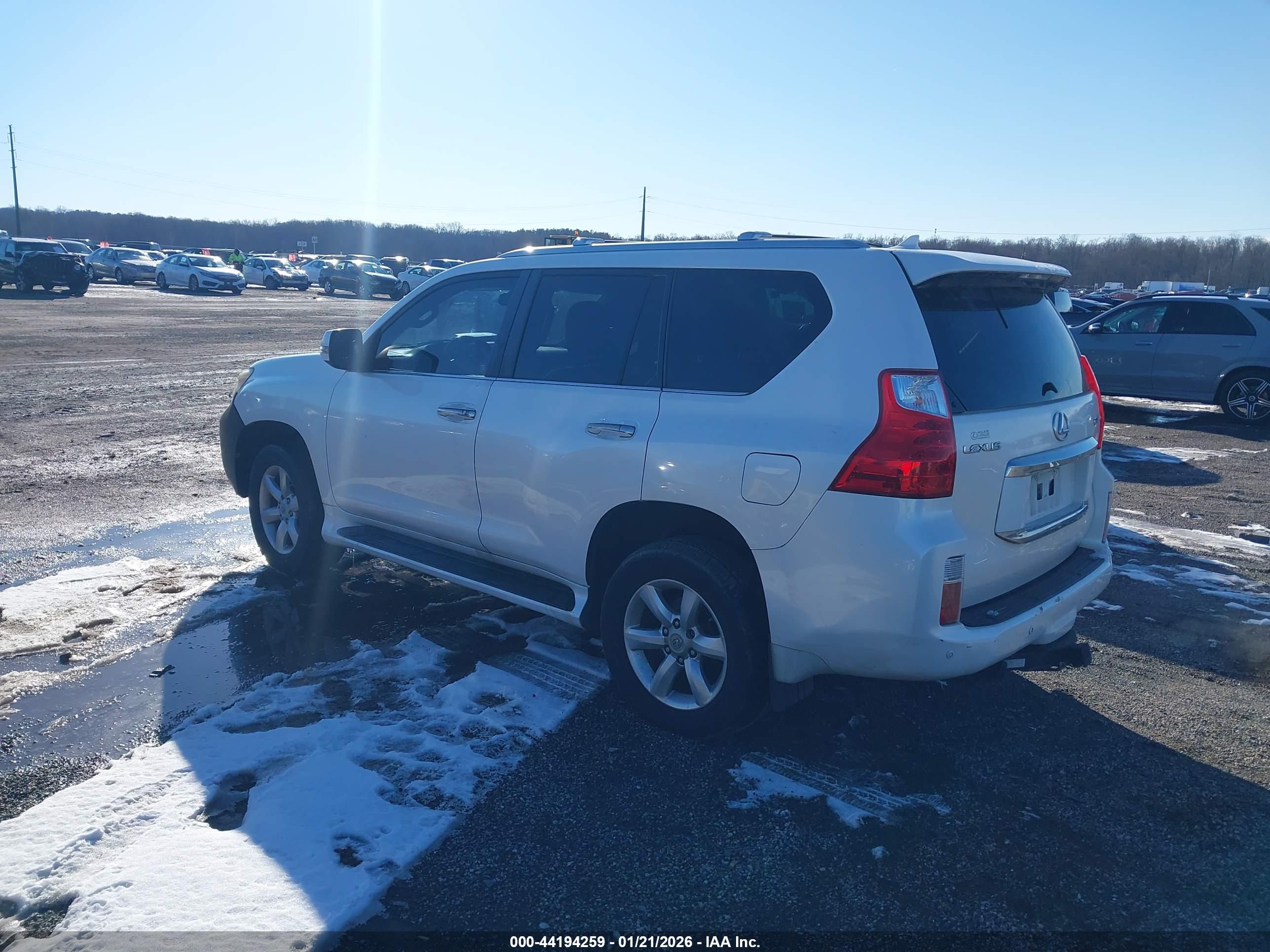 LEXUS GX image 3