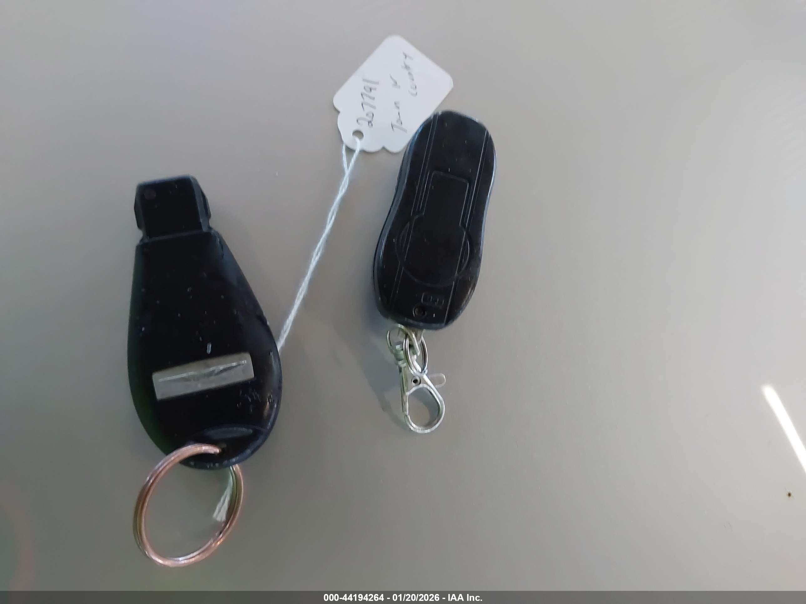 CHRYSLER TOWN image 11