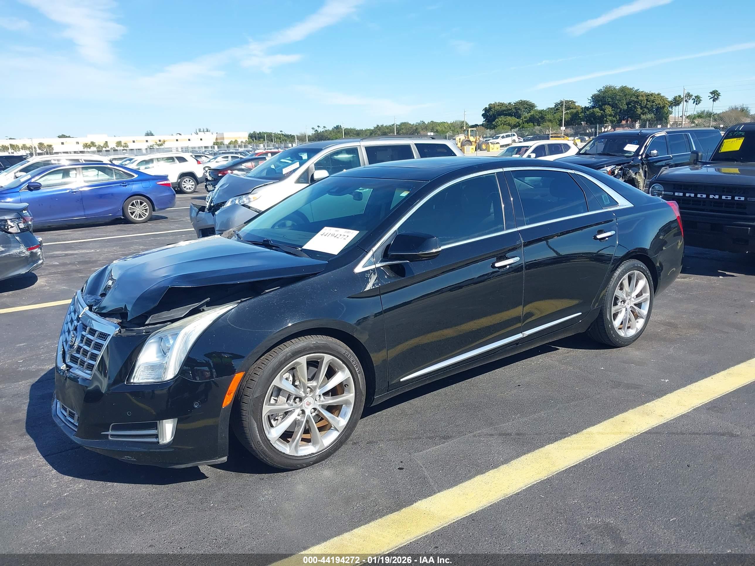 CADILLAC XTS image 2