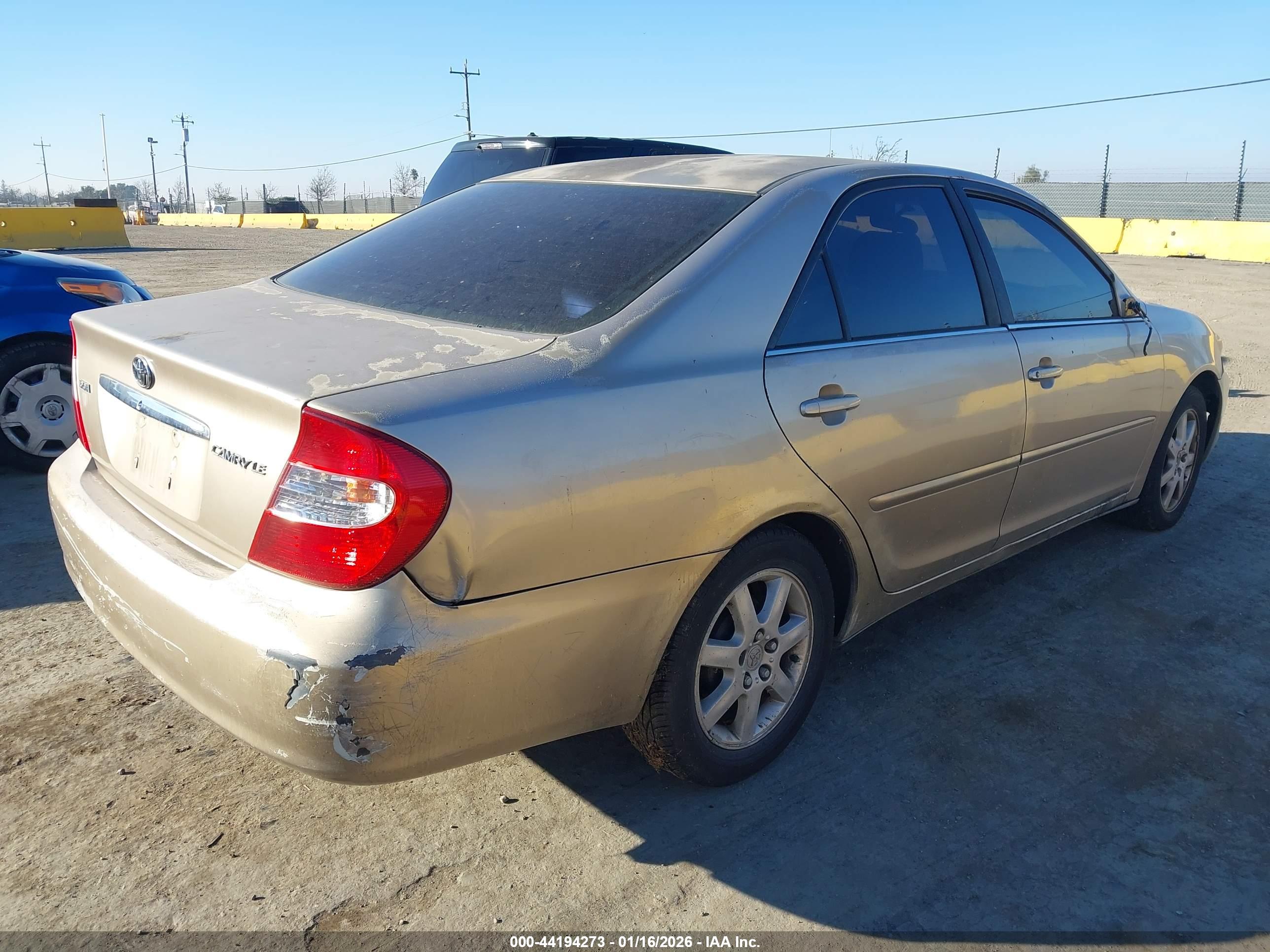 TOYOTA CAMRY image 4