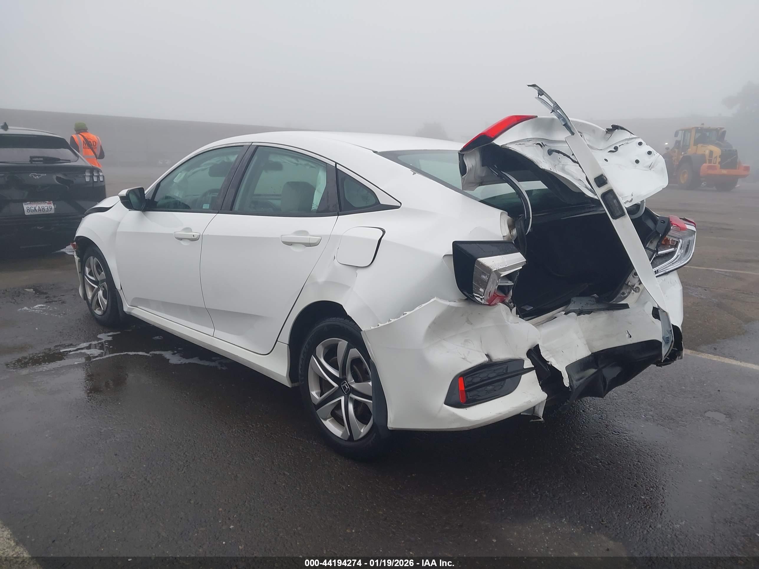 HONDA CIVIC image 3