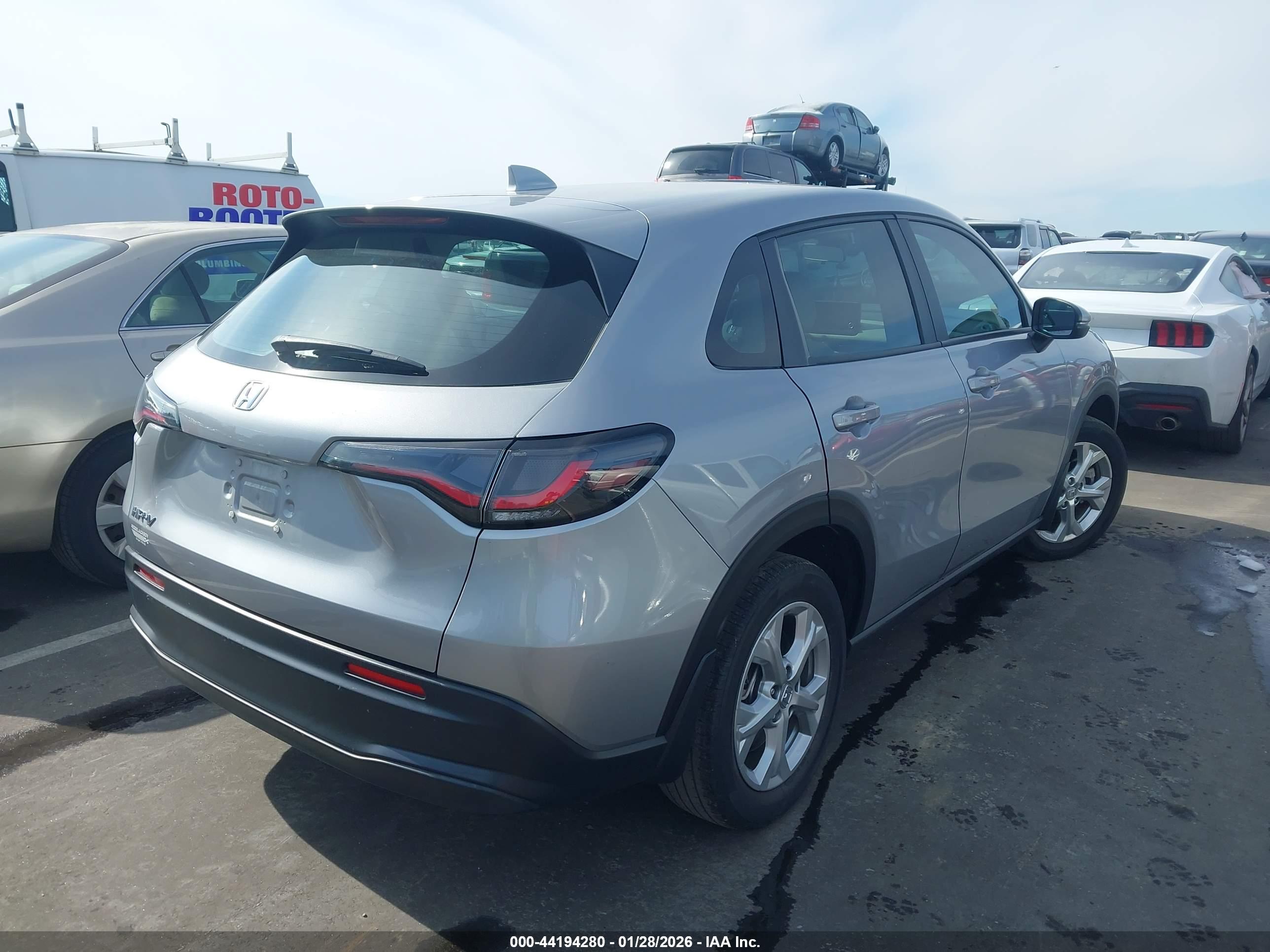 HONDA HR-V image 4