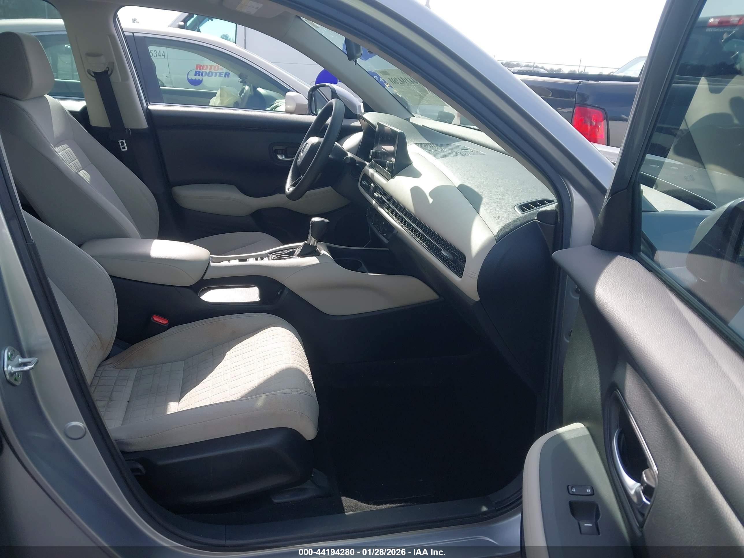 HONDA HR-V image 5