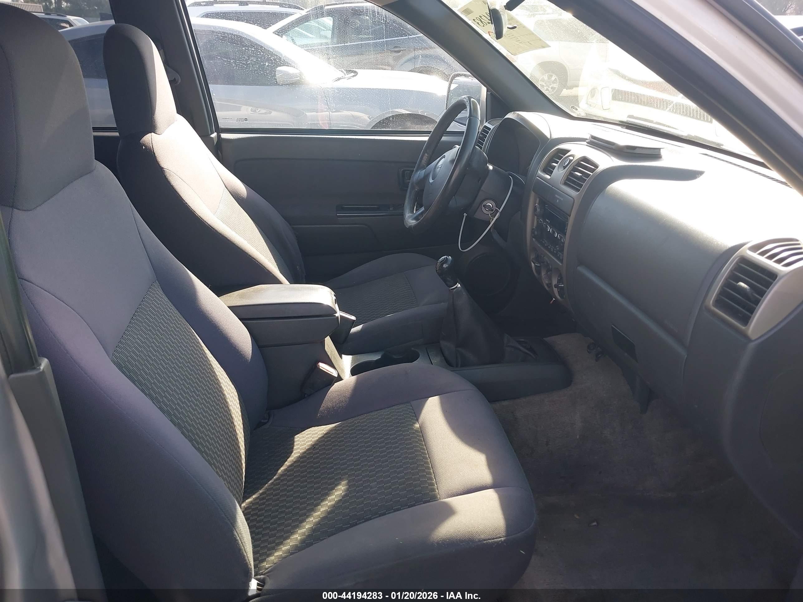GMC CANYON image 5