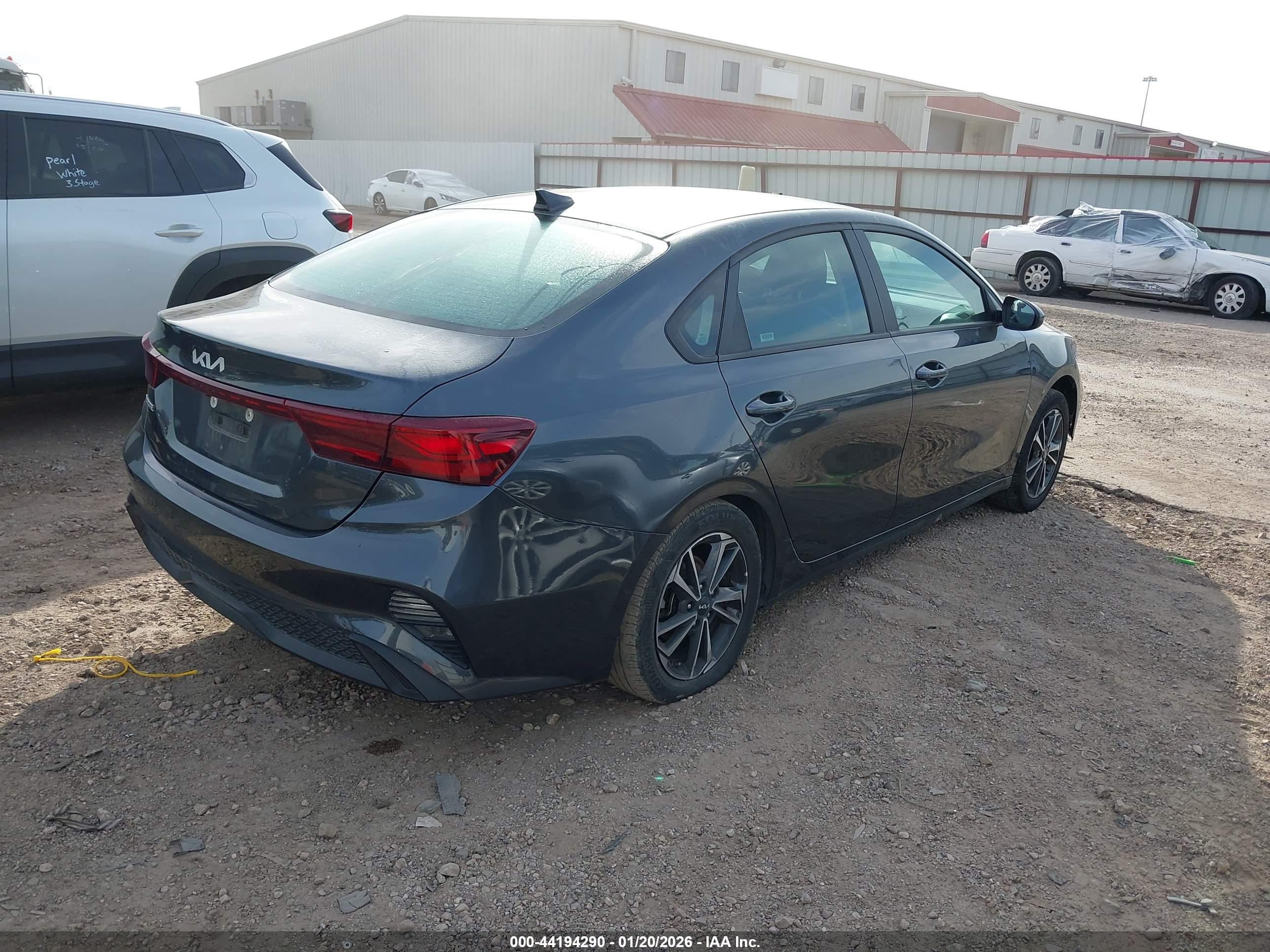 KIA FORTE image 4