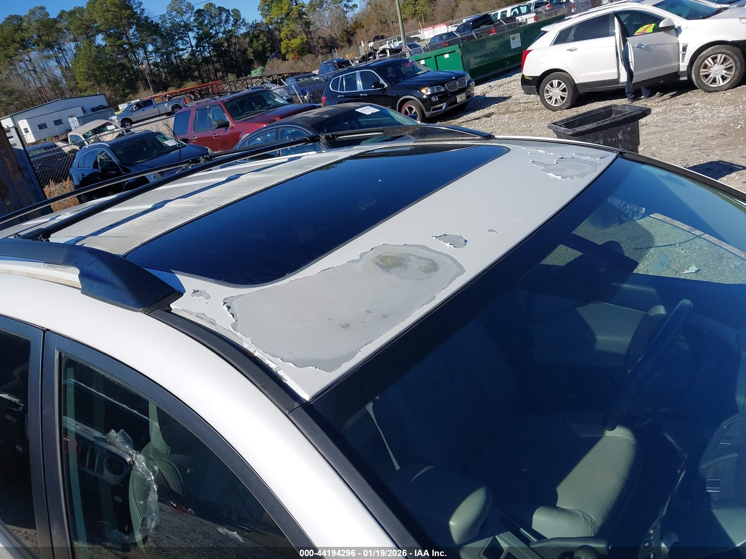 TOYOTA RAV4 image 6