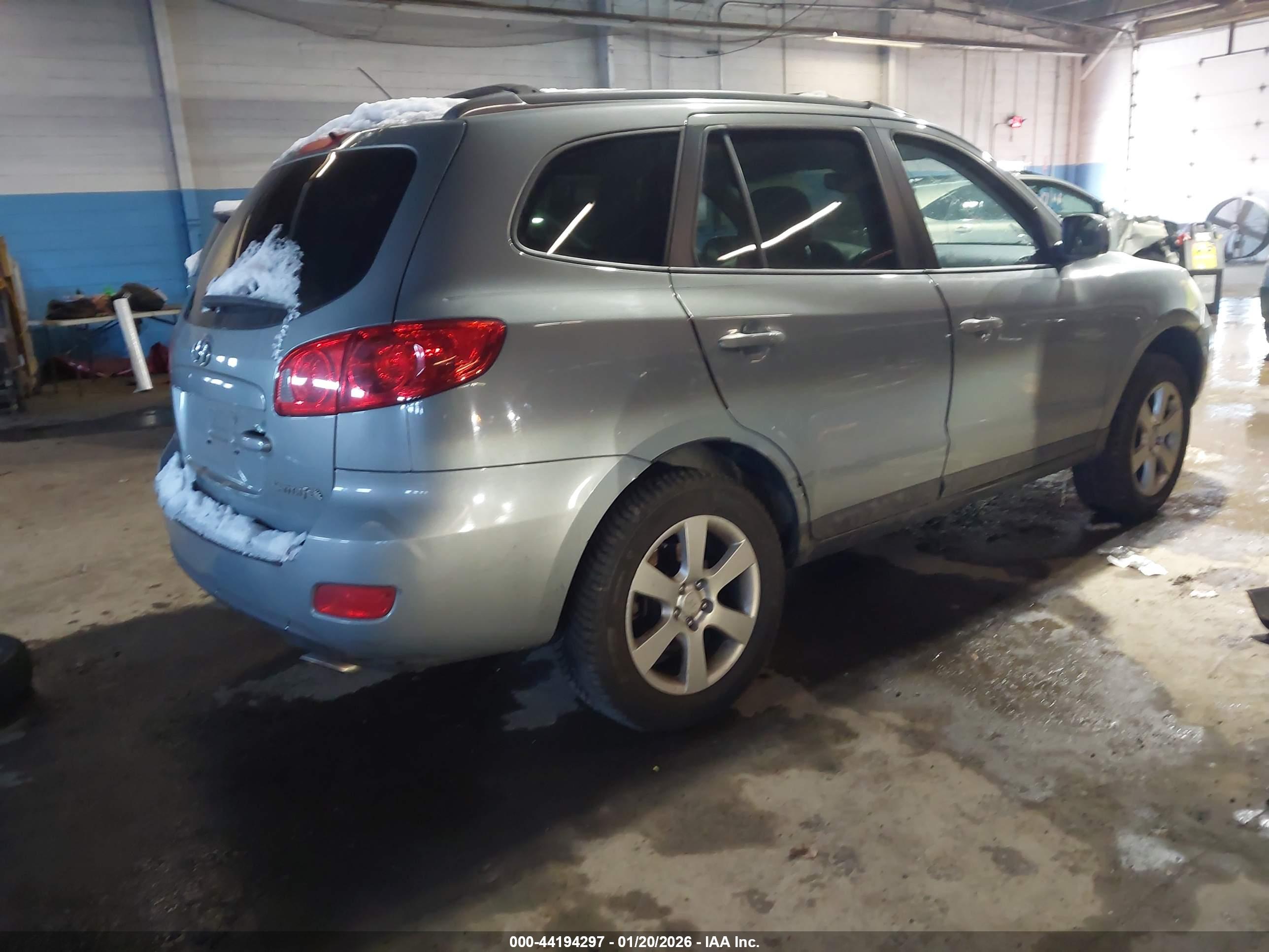 HYUNDAI SANTA image 4