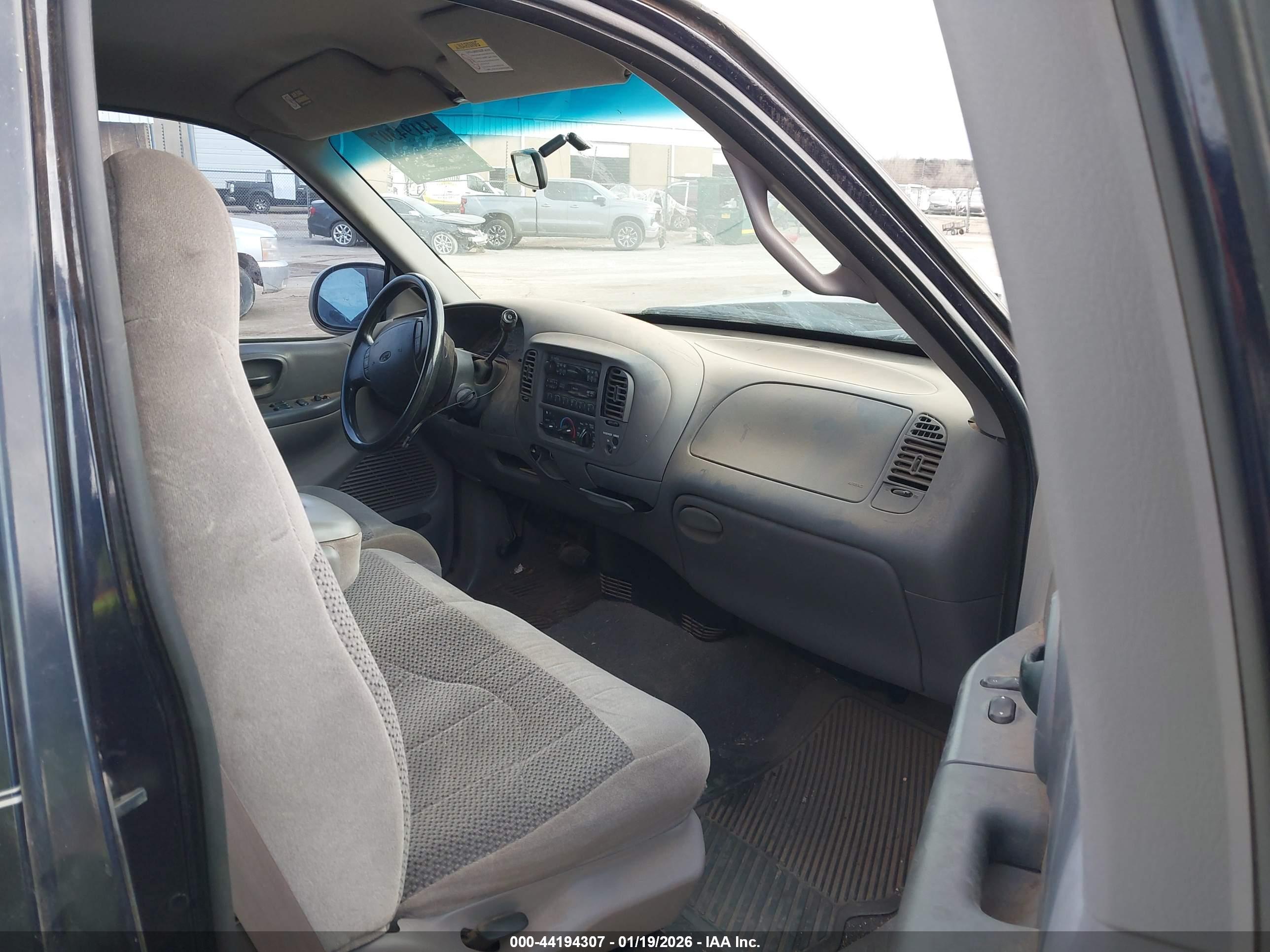 FORD F-150 image 5