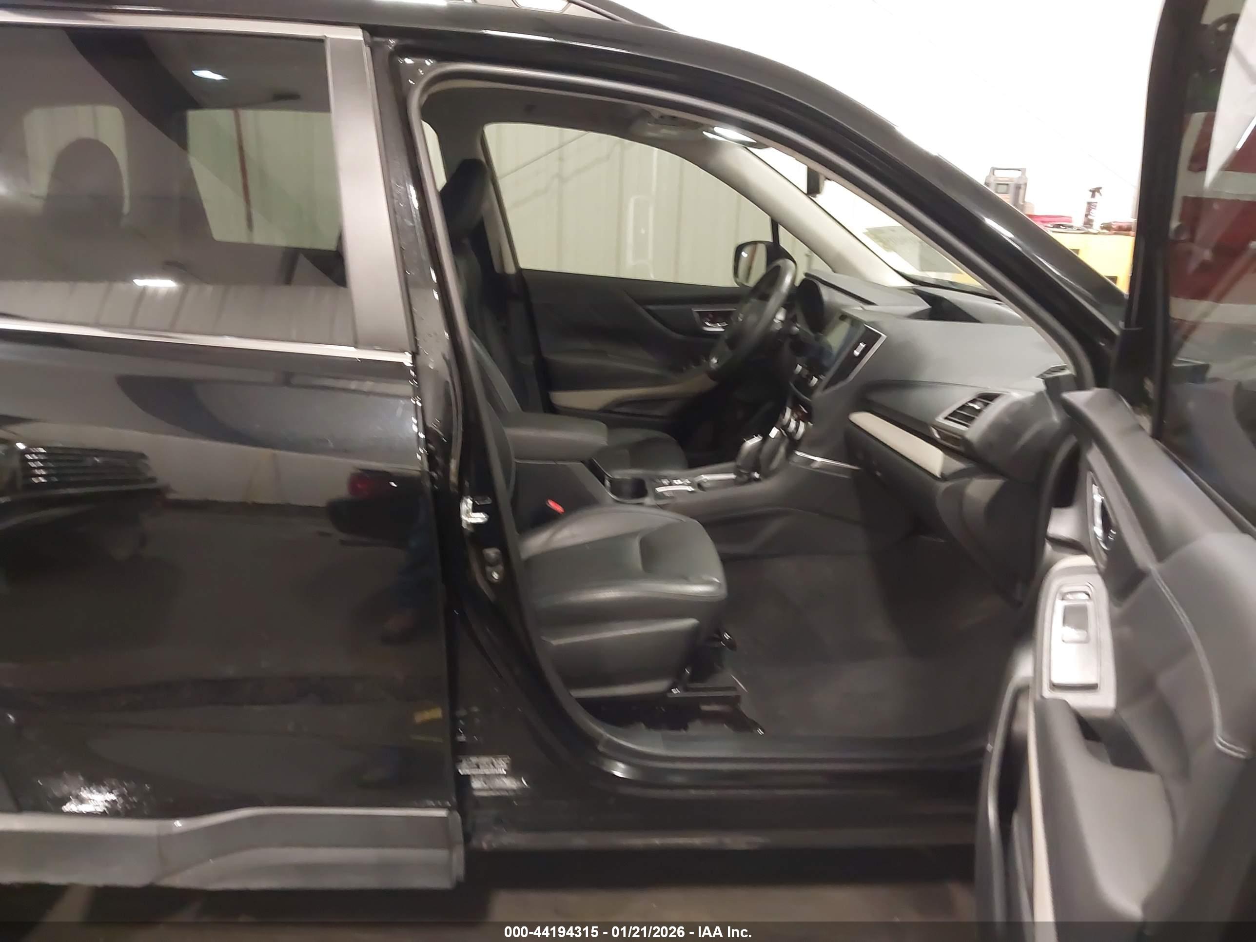 SUBARU FORESTER image 5