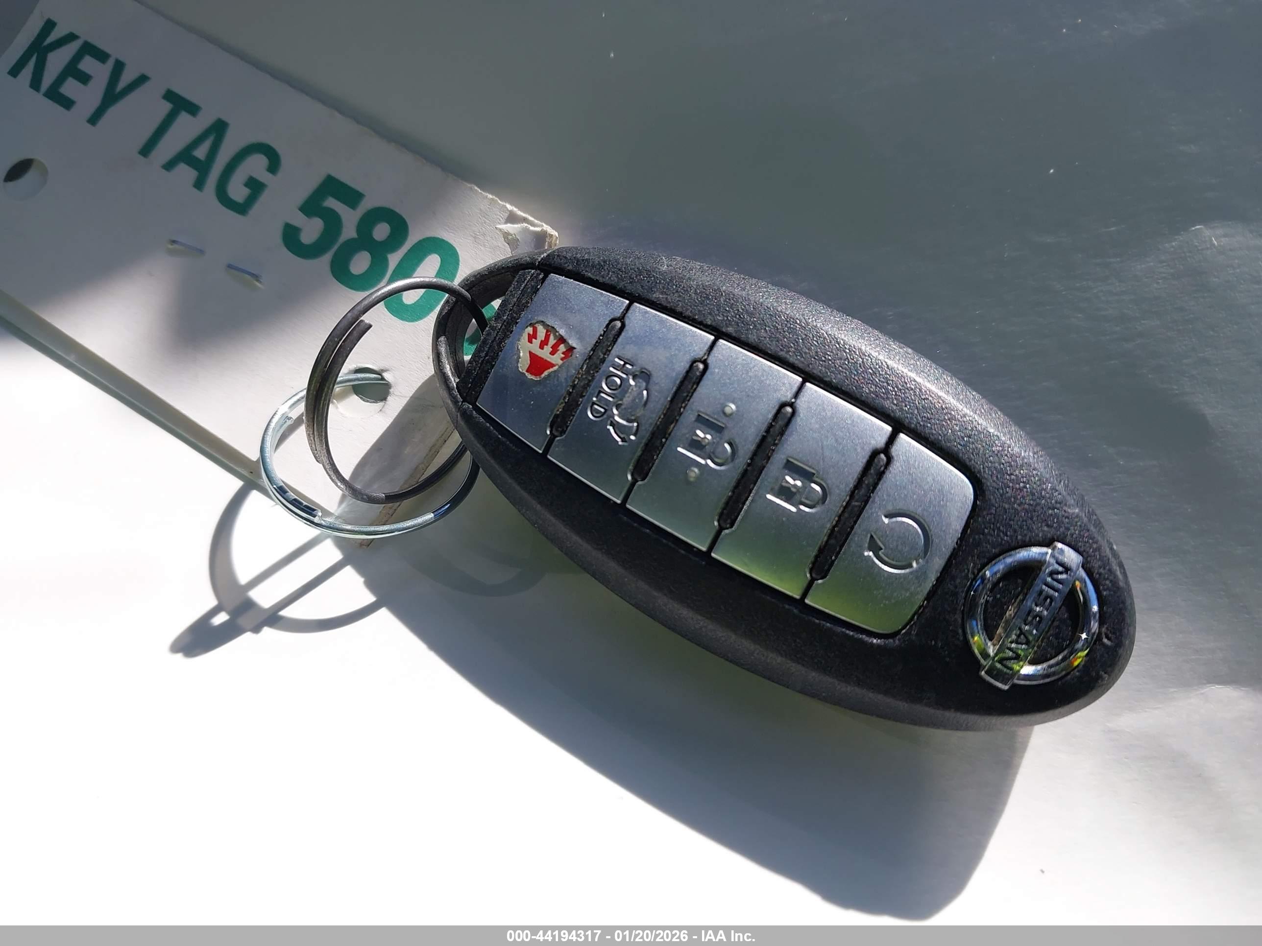 NISSAN ROGUE image 11
