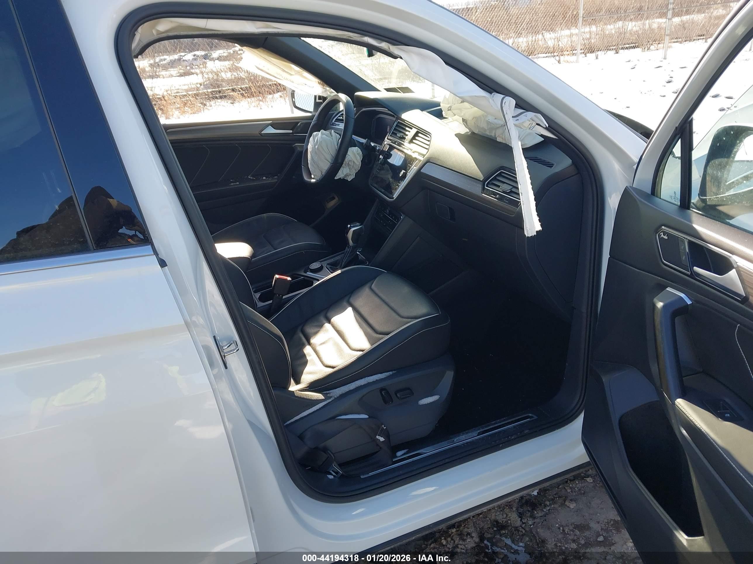 VOLKSWAGEN TIGUAN image 5