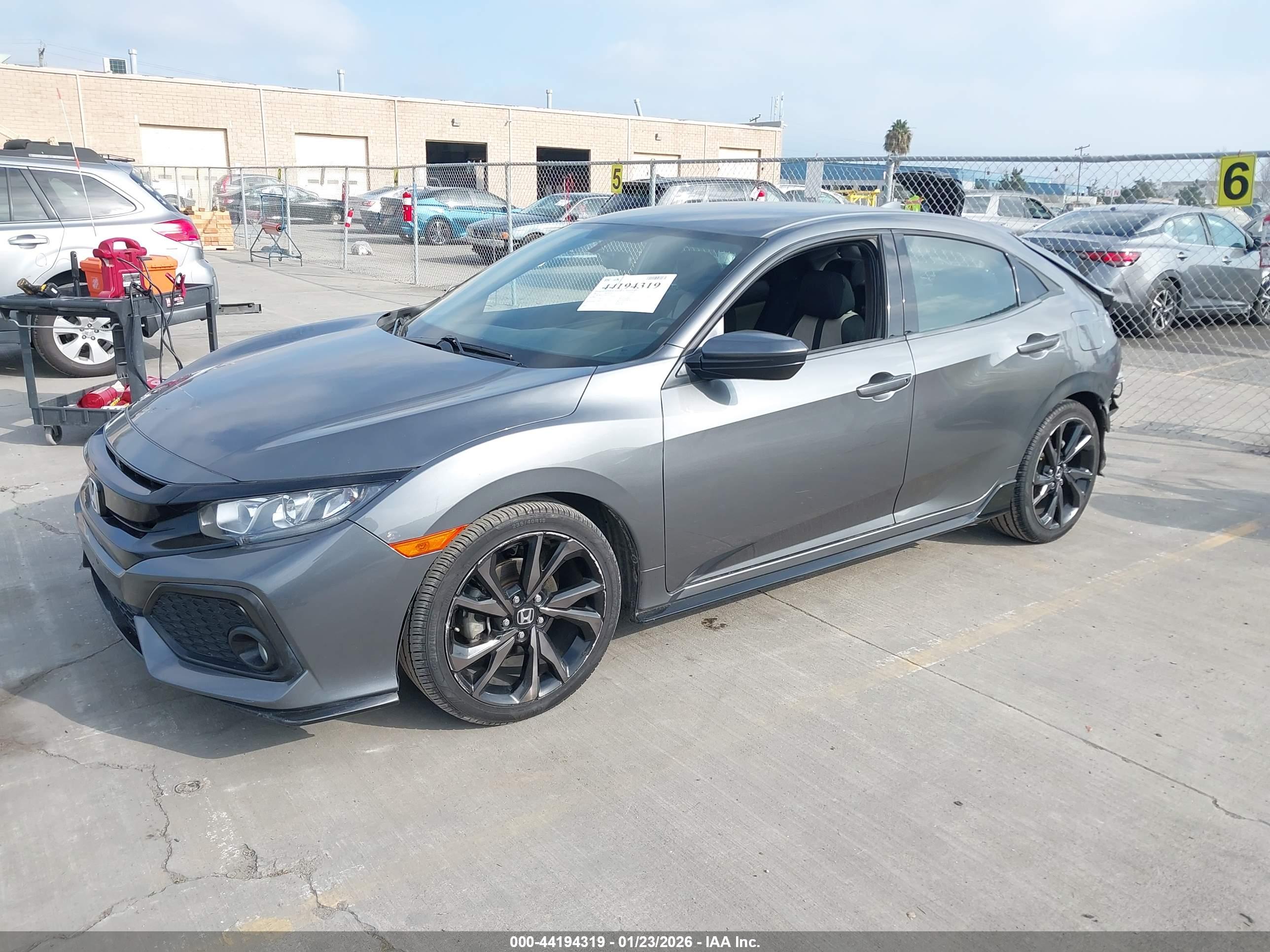 HONDA CIVIC image 2