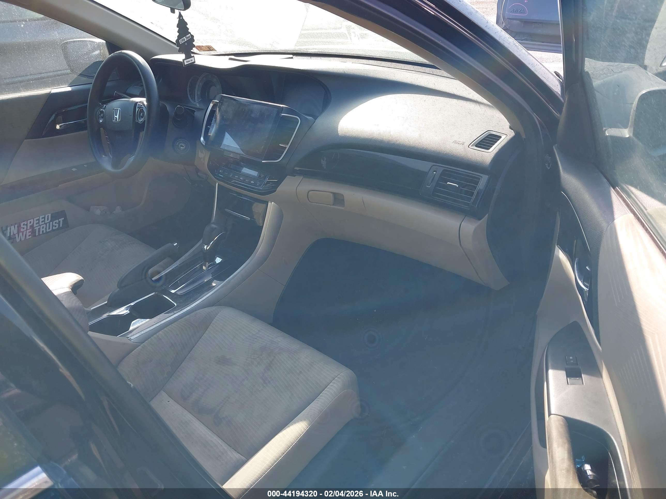 HONDA ACCORD image 5