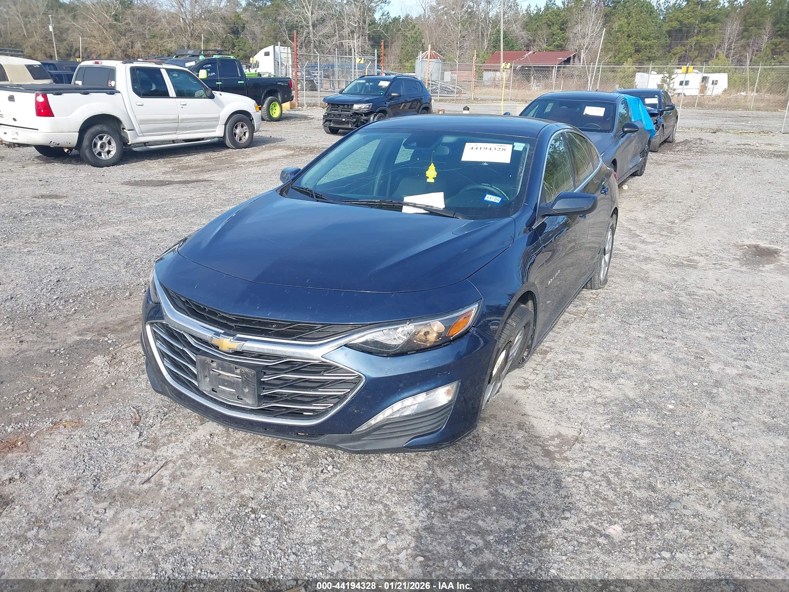 CHEVROLET MALIBU image 6
