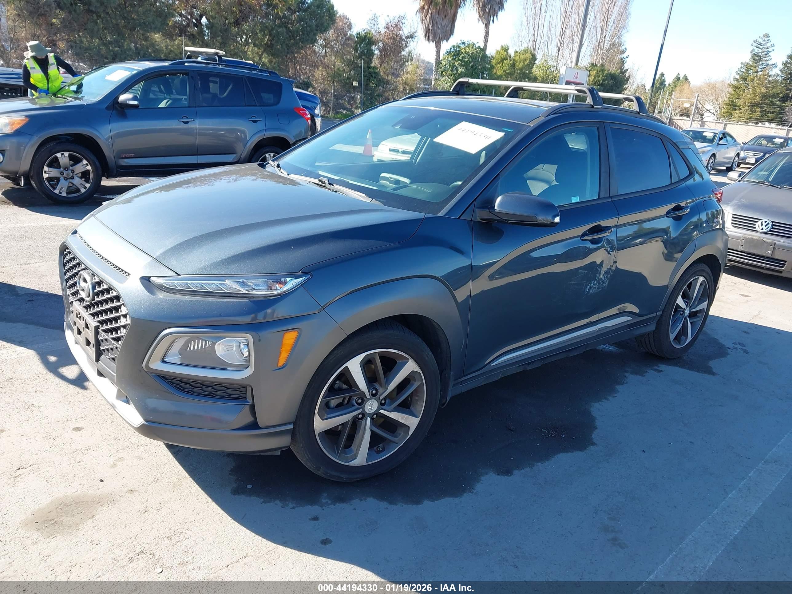 HYUNDAI KONA image 2