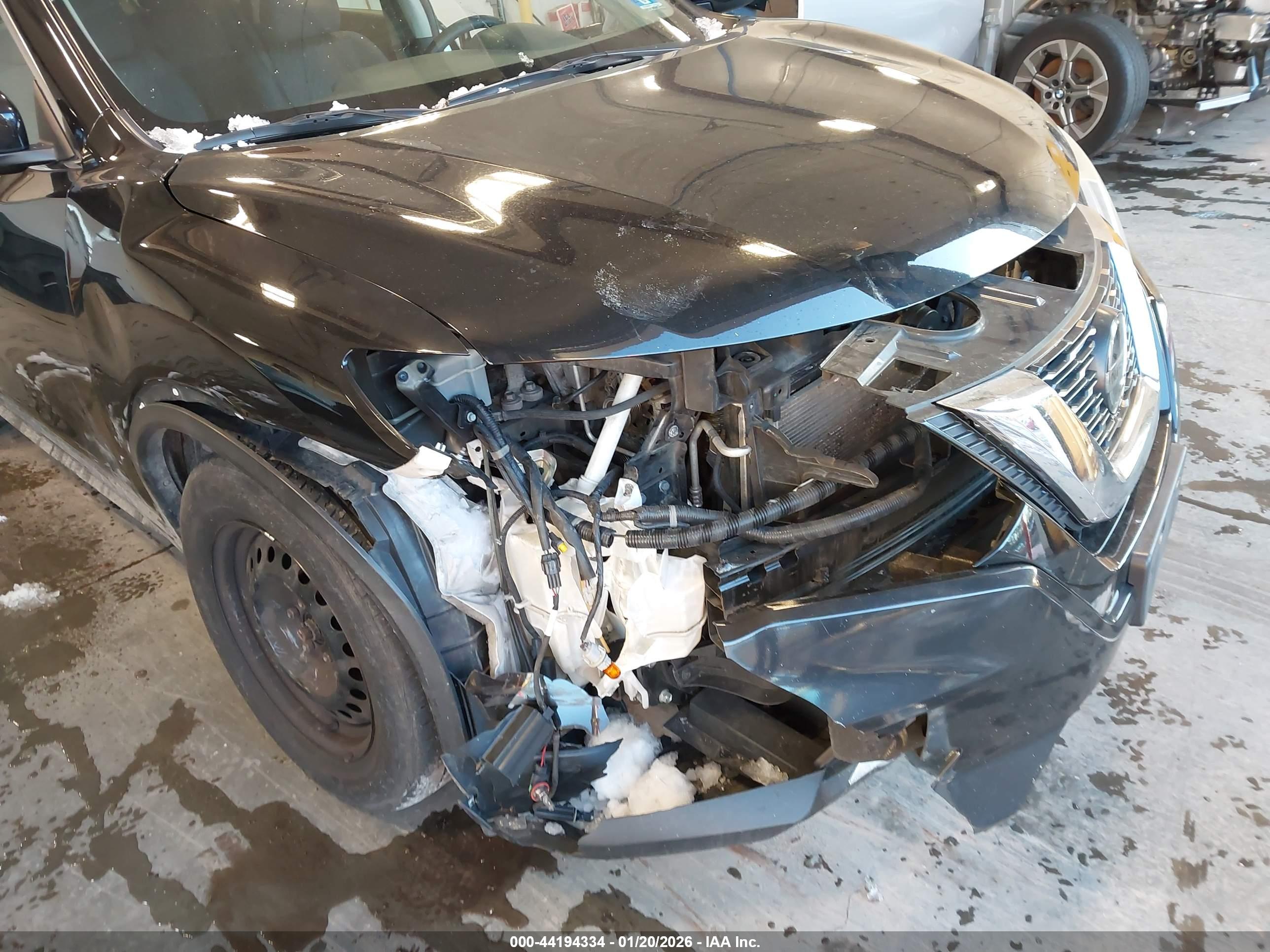 NISSAN ROGUE image 6