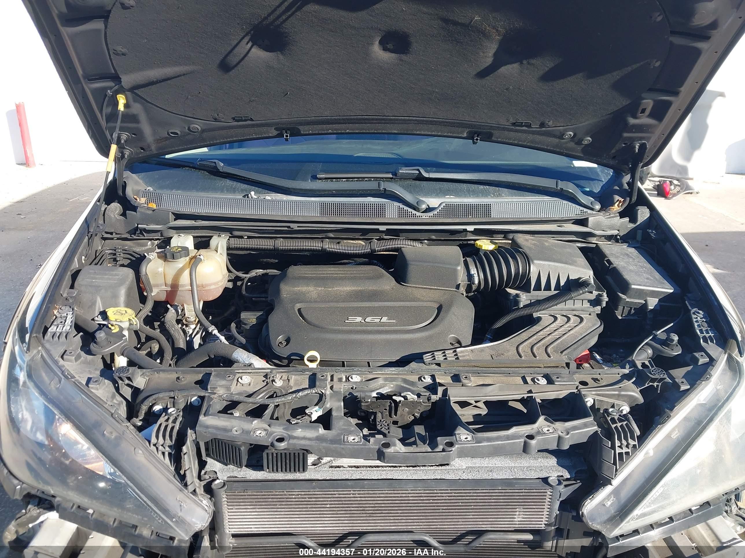 CHRYSLER PACIFICA image 10