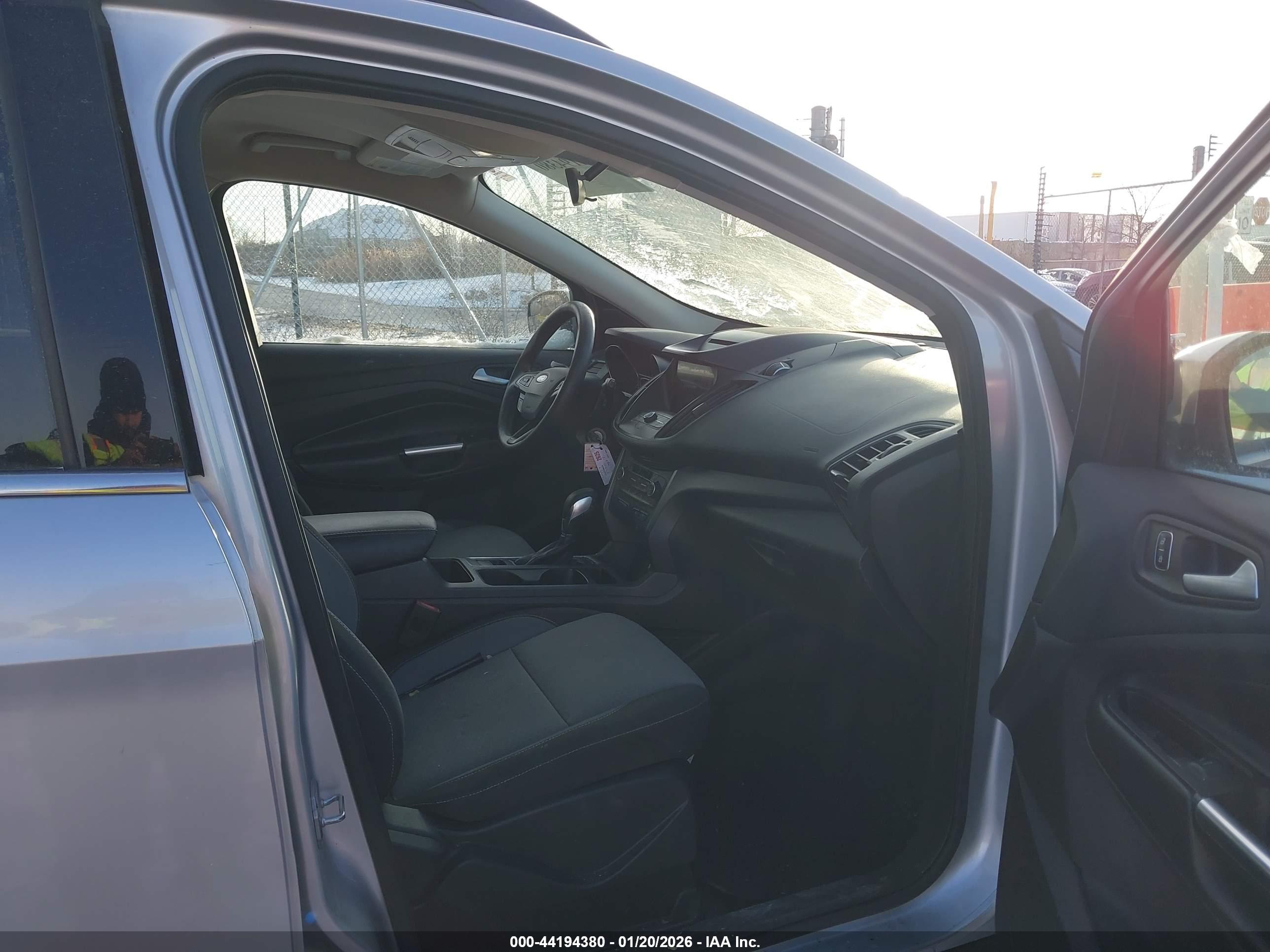FORD ESCAPE image 5
