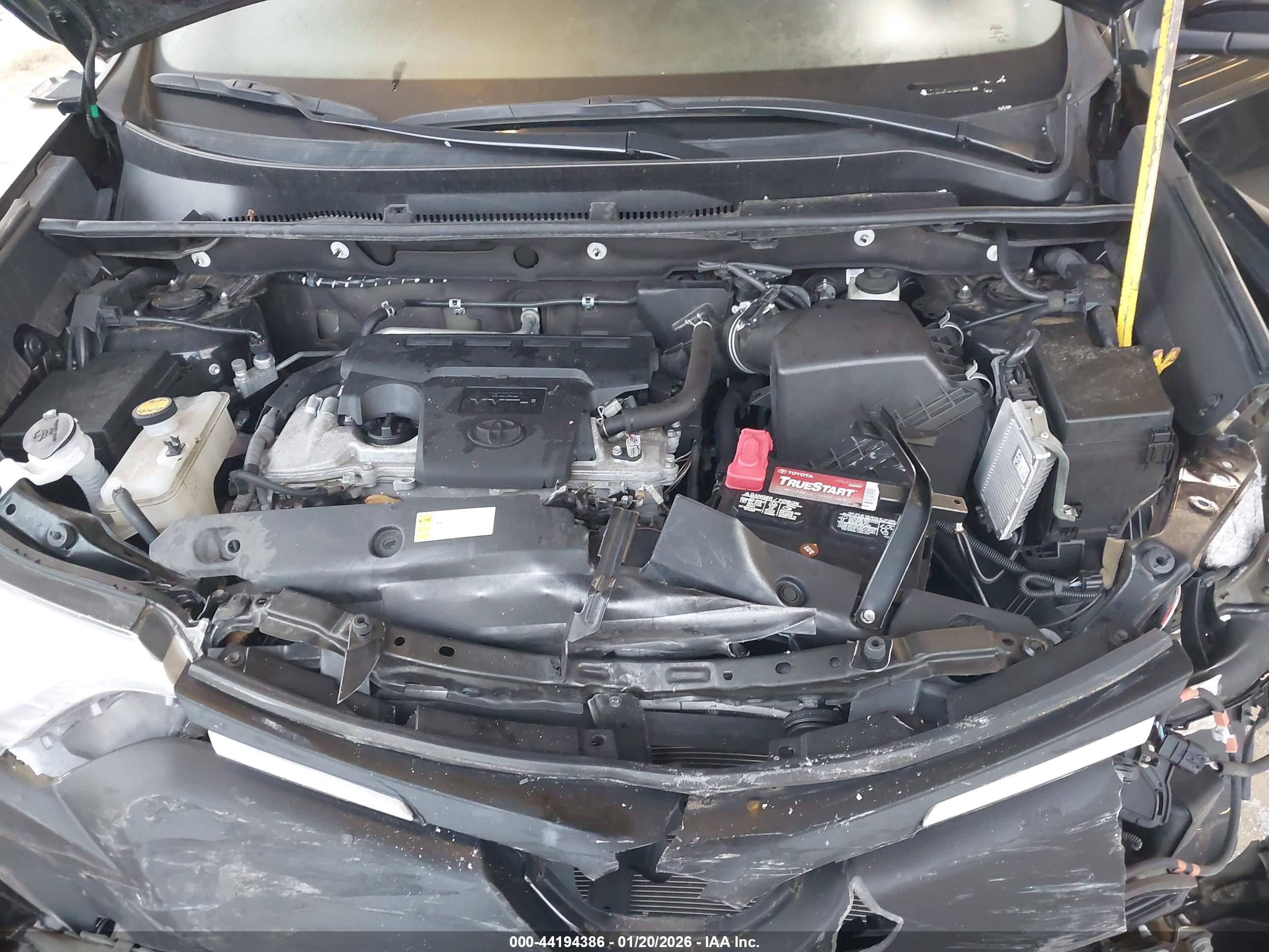 TOYOTA RAV4 image 10