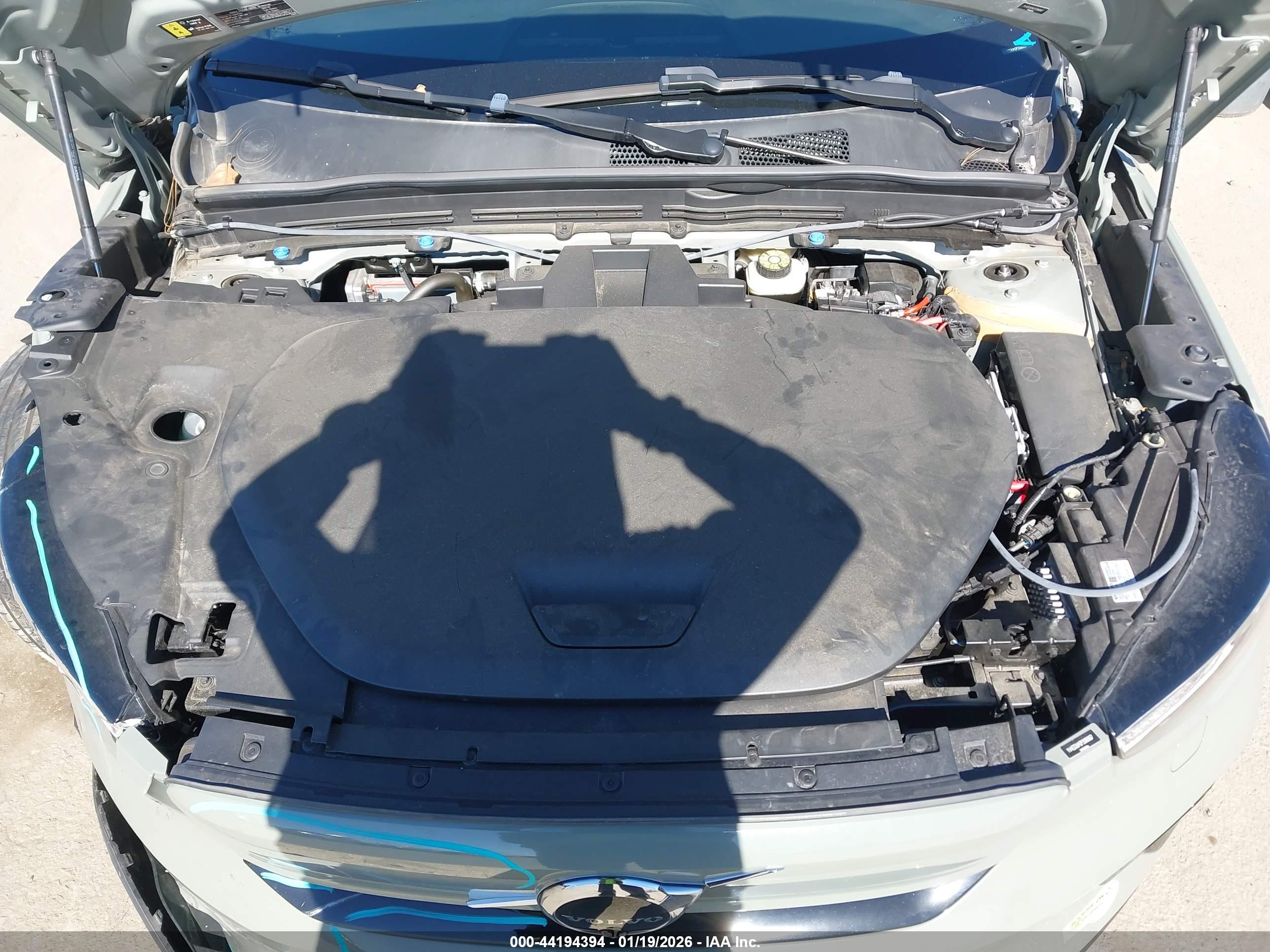 VOLVO XC40 image 10