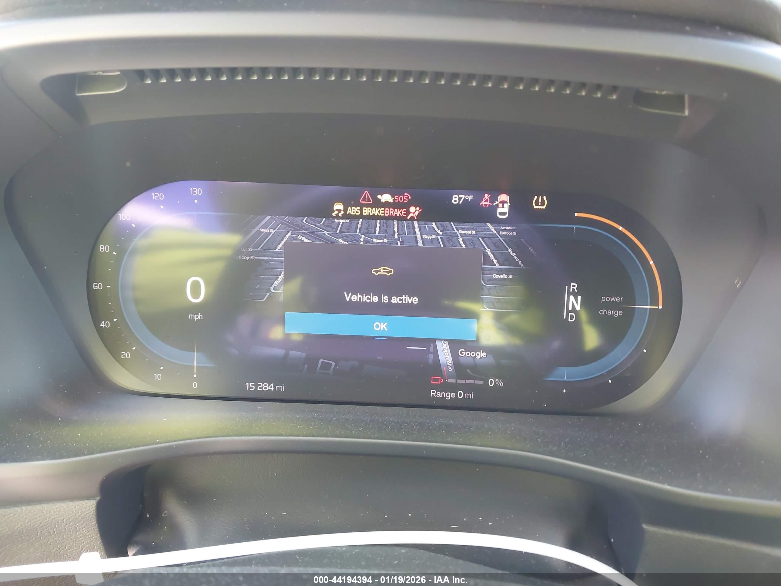 VOLVO XC40 image 7