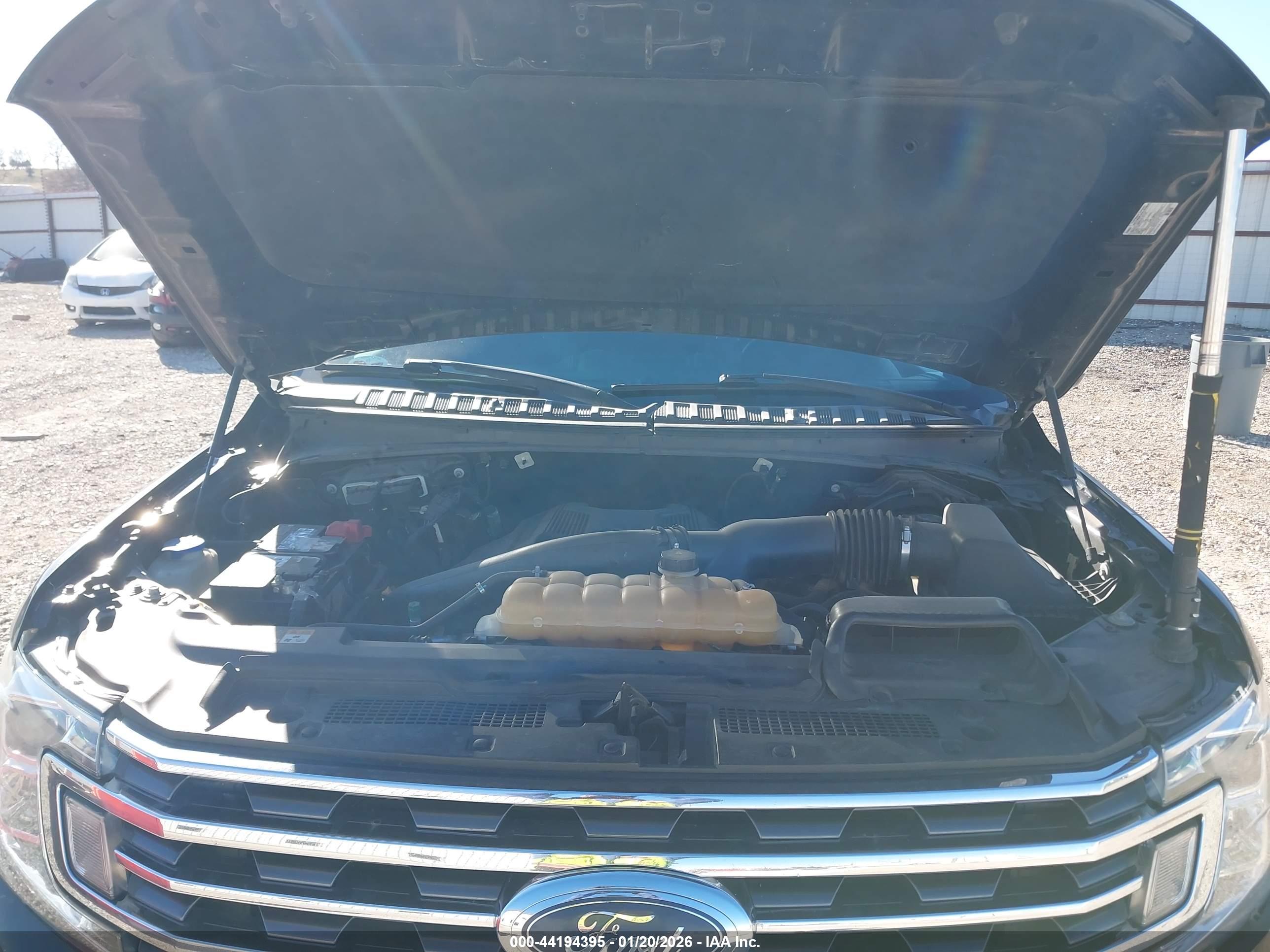 FORD EXPEDITION image 10