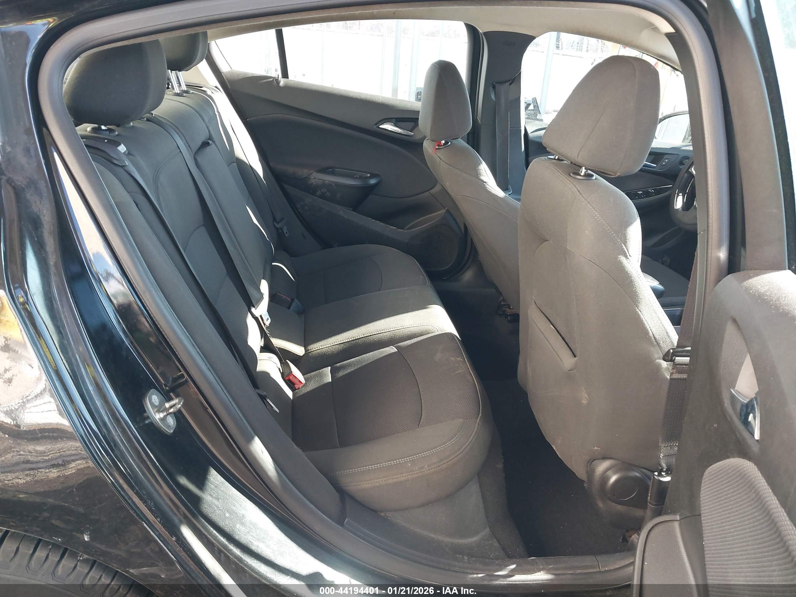 CHEVROLET CRUZE image 8