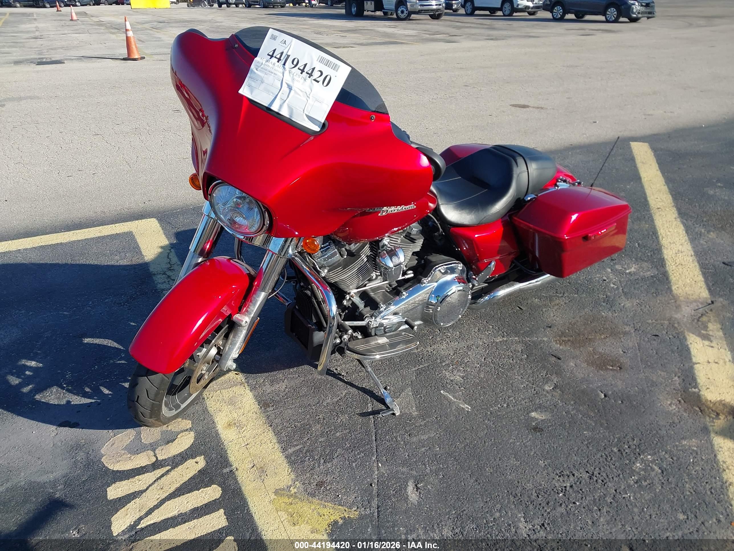 HARLEY-DAVIDSON FLHX image 2