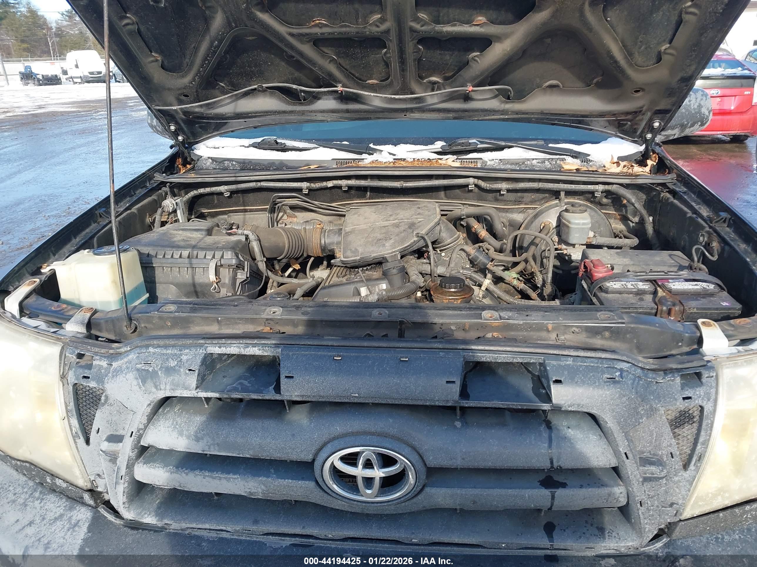 TOYOTA TACOMA image 10