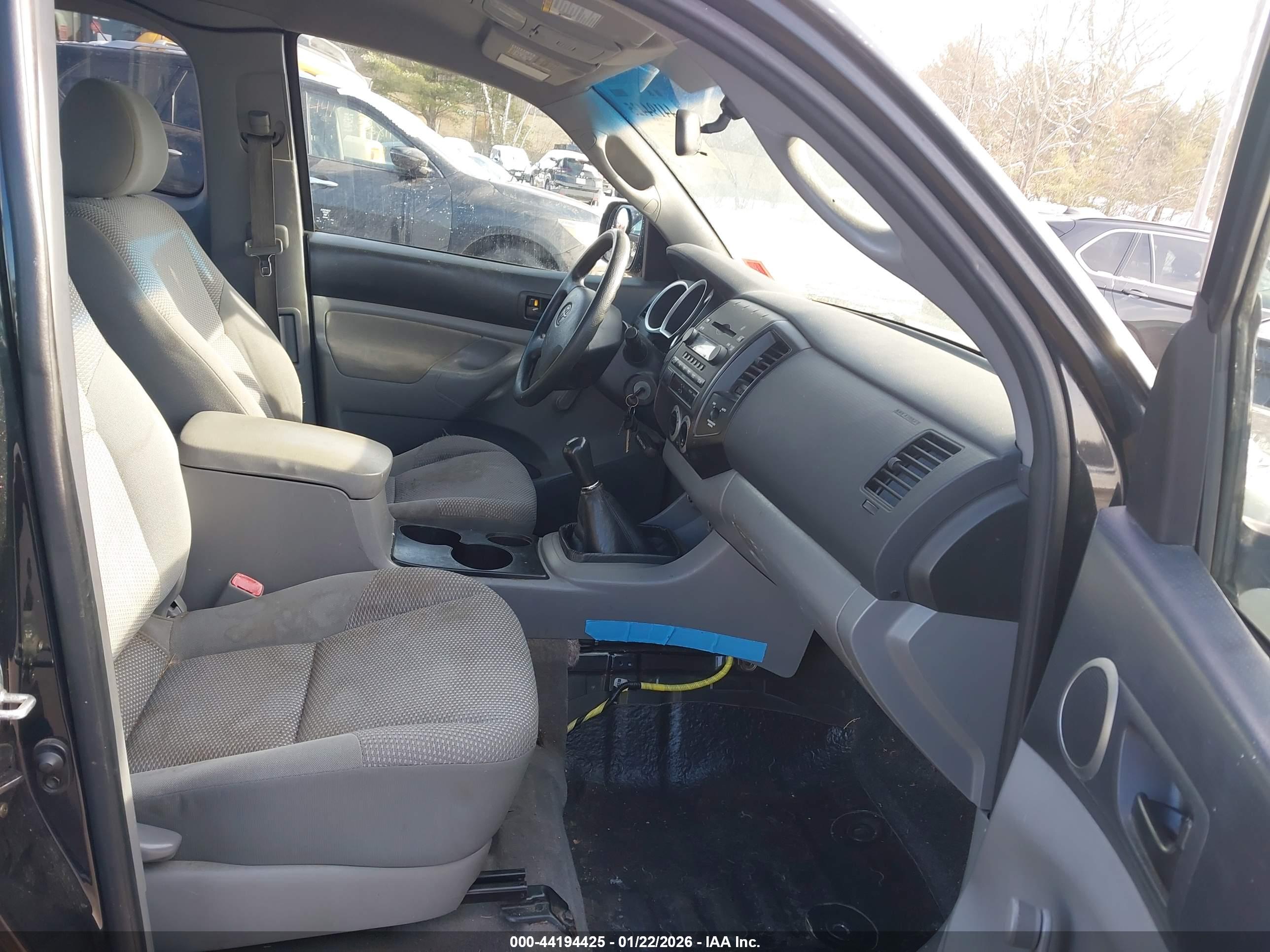 TOYOTA TACOMA image 5