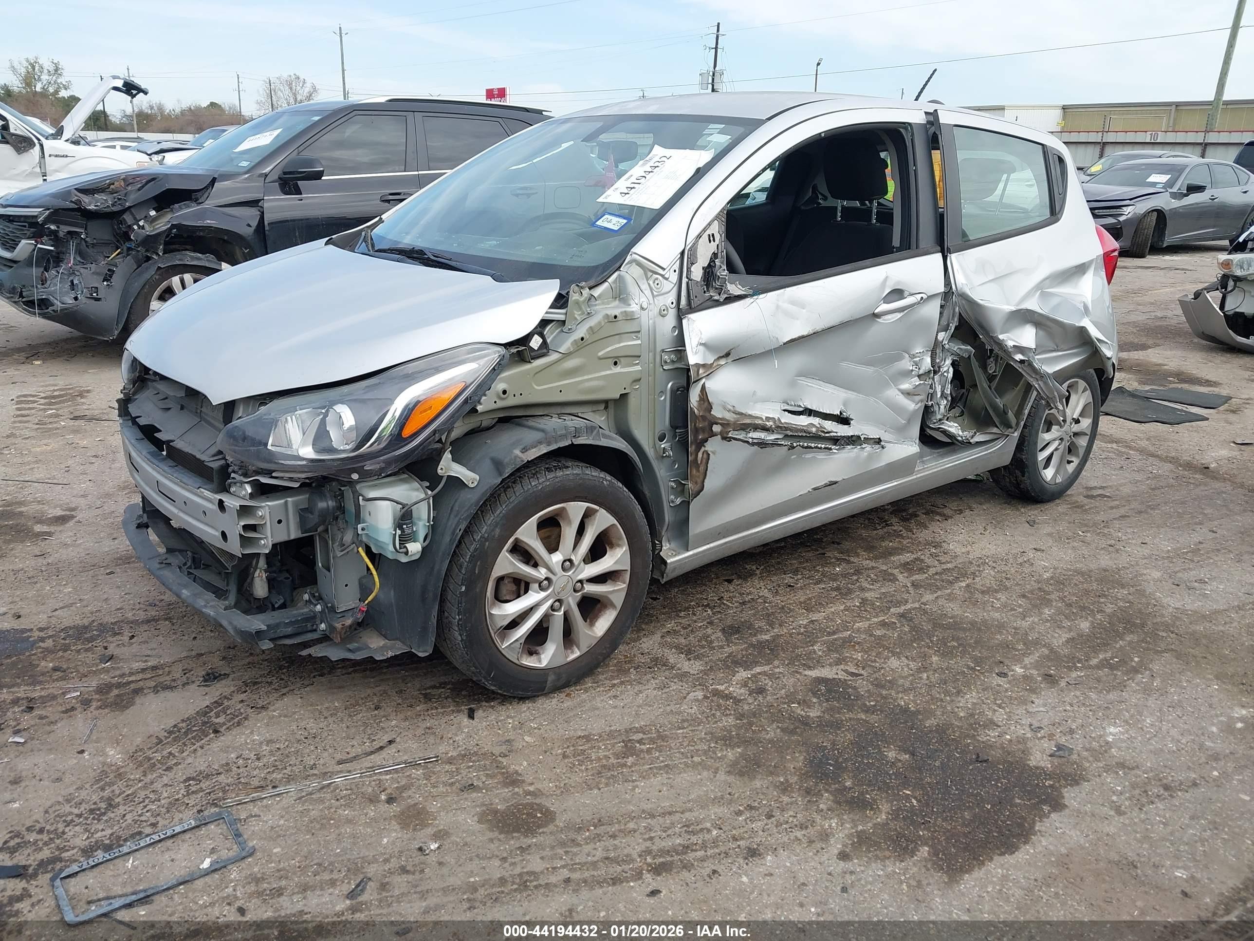 CHEVROLET SPARK image 2