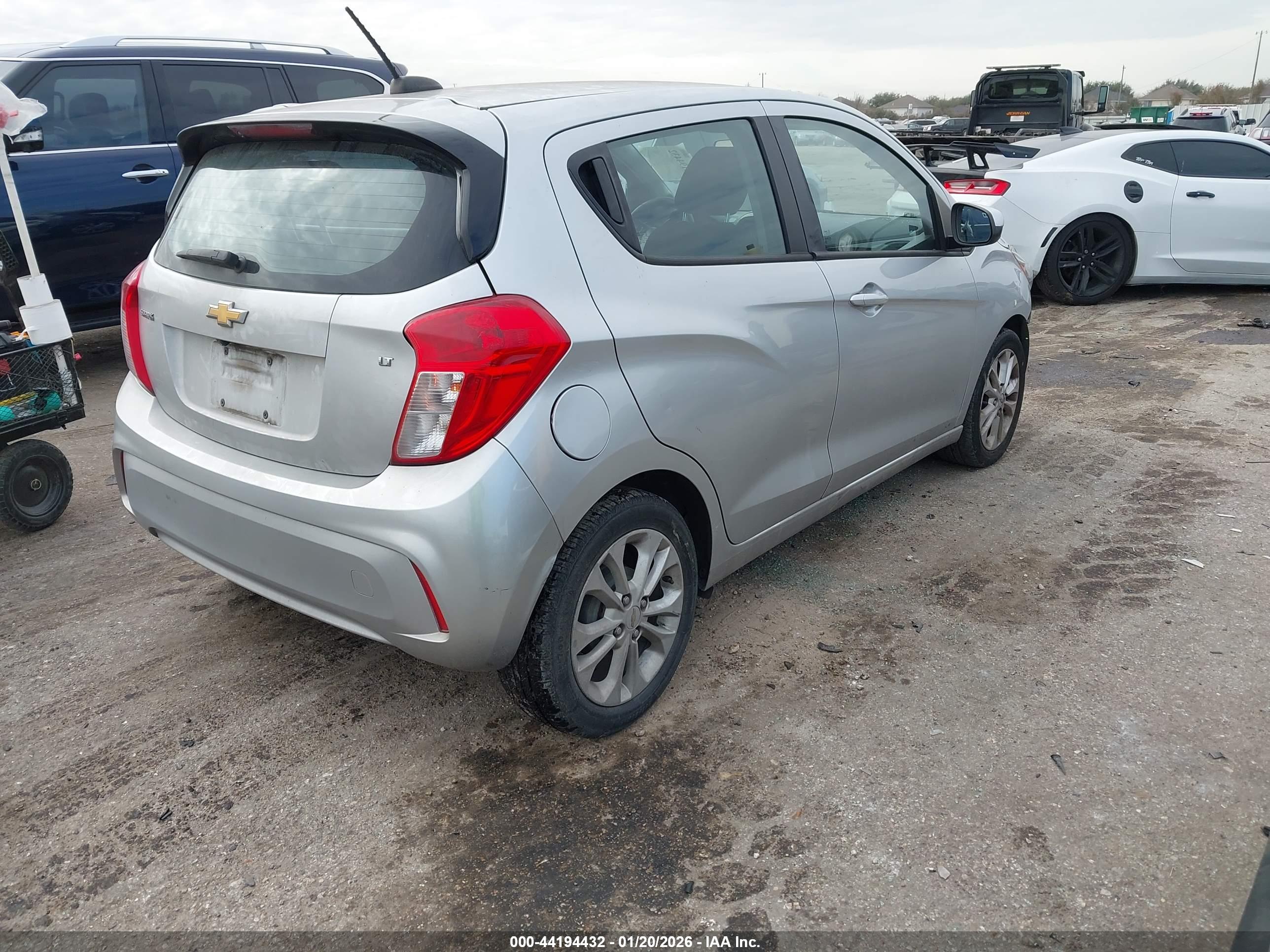 CHEVROLET SPARK image 4