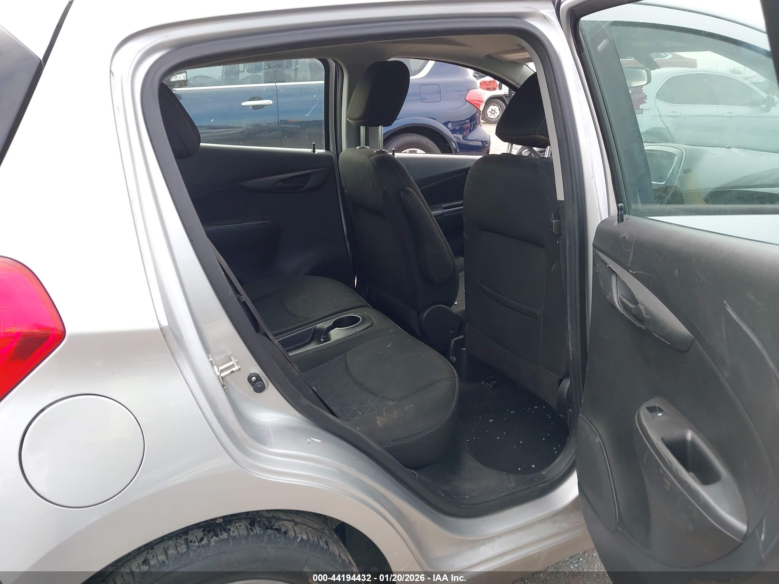 CHEVROLET SPARK image 8