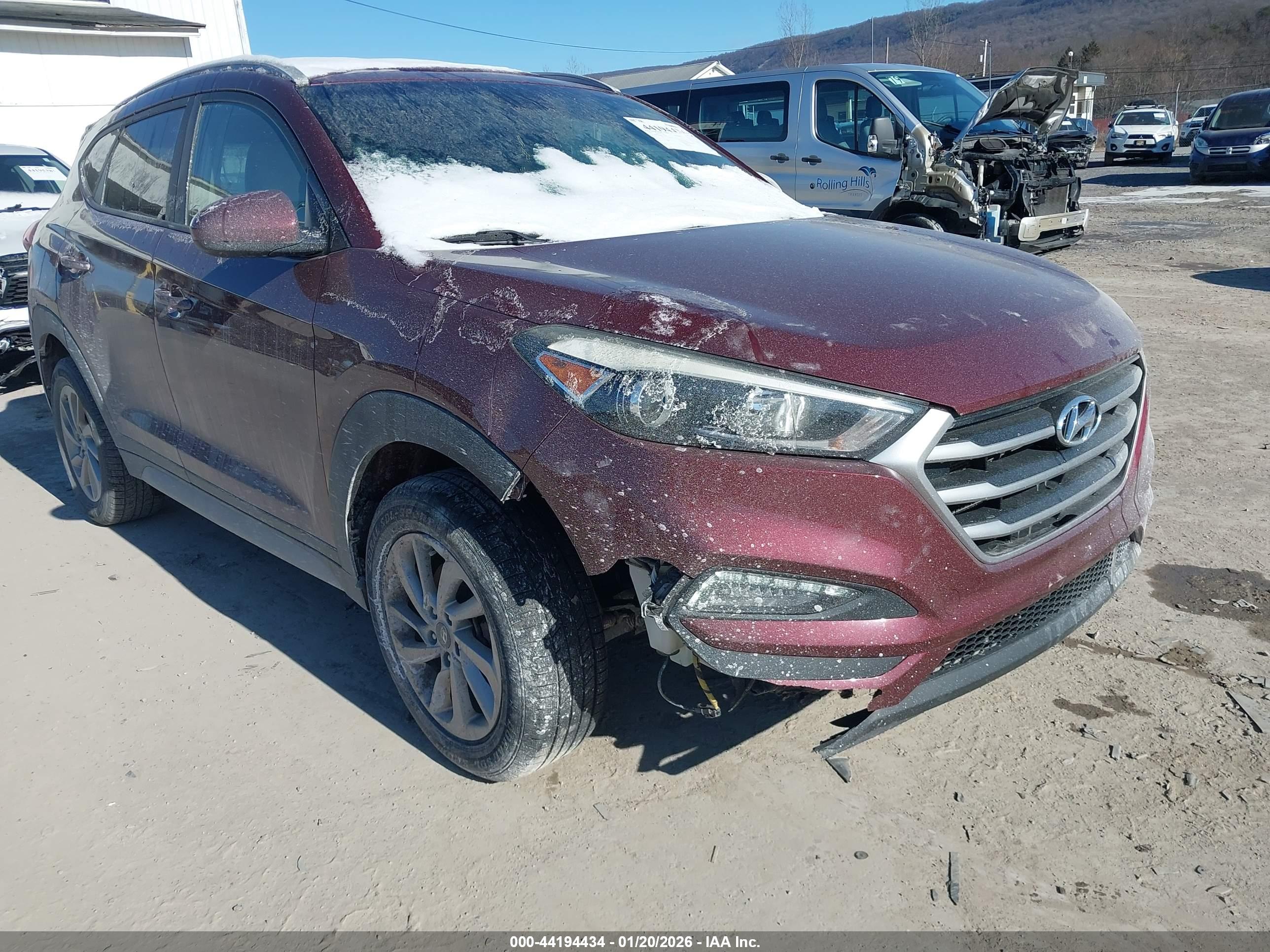 HYUNDAI TUCSON image 6