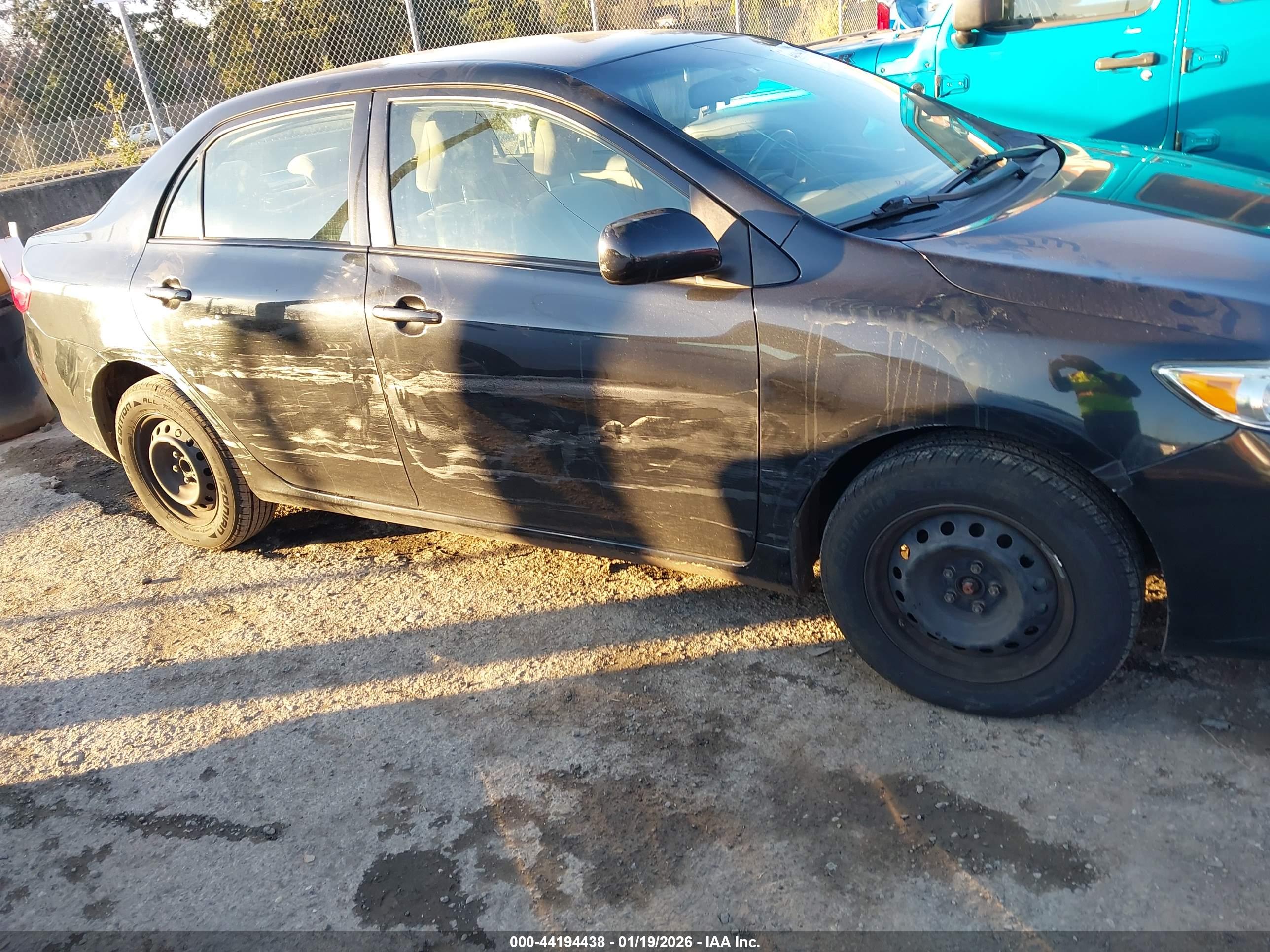 TOYOTA COROLLA image 6