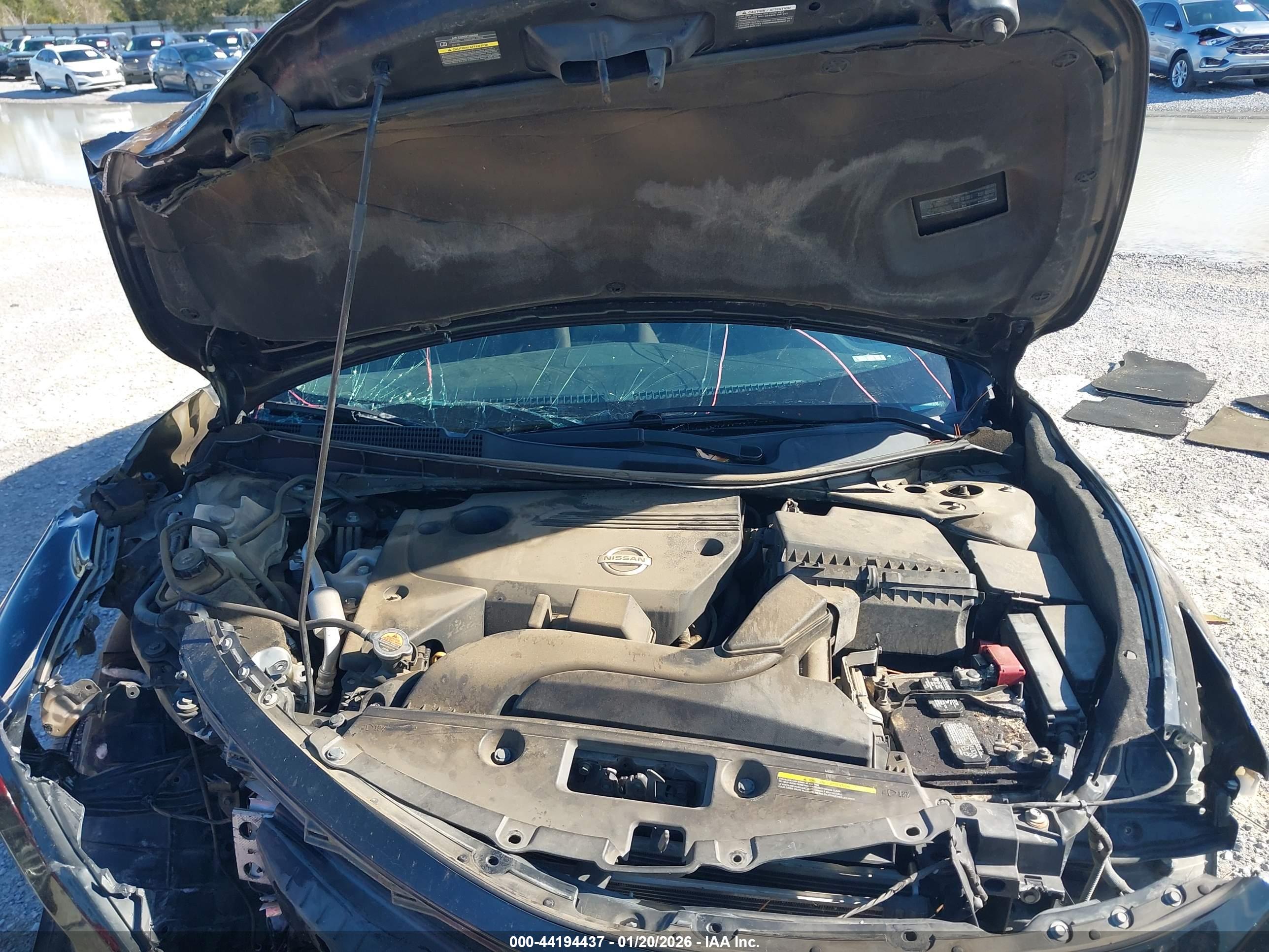 NISSAN ALTIMA image 10