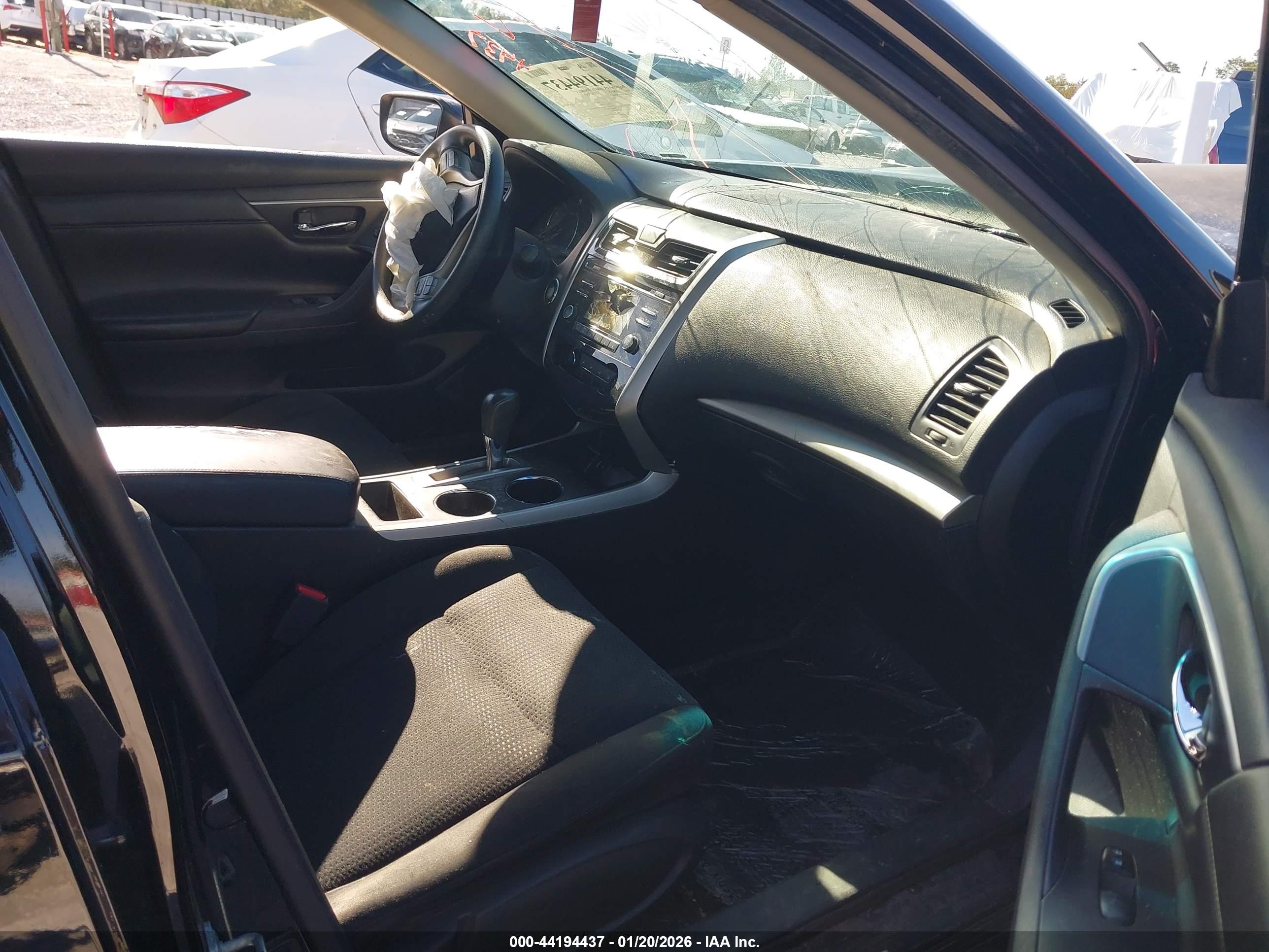 NISSAN ALTIMA image 5