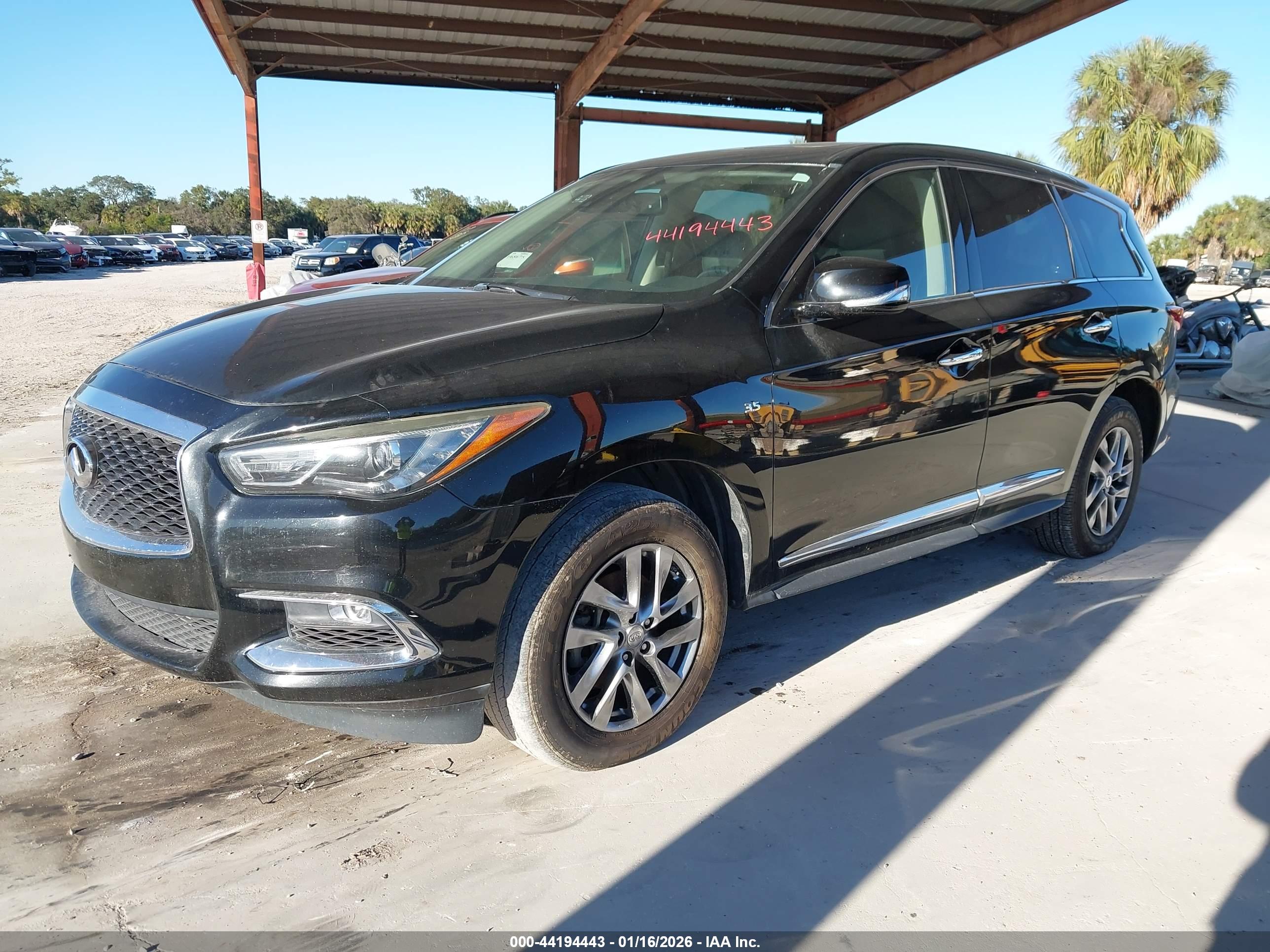 INFINITI QX60 image 2