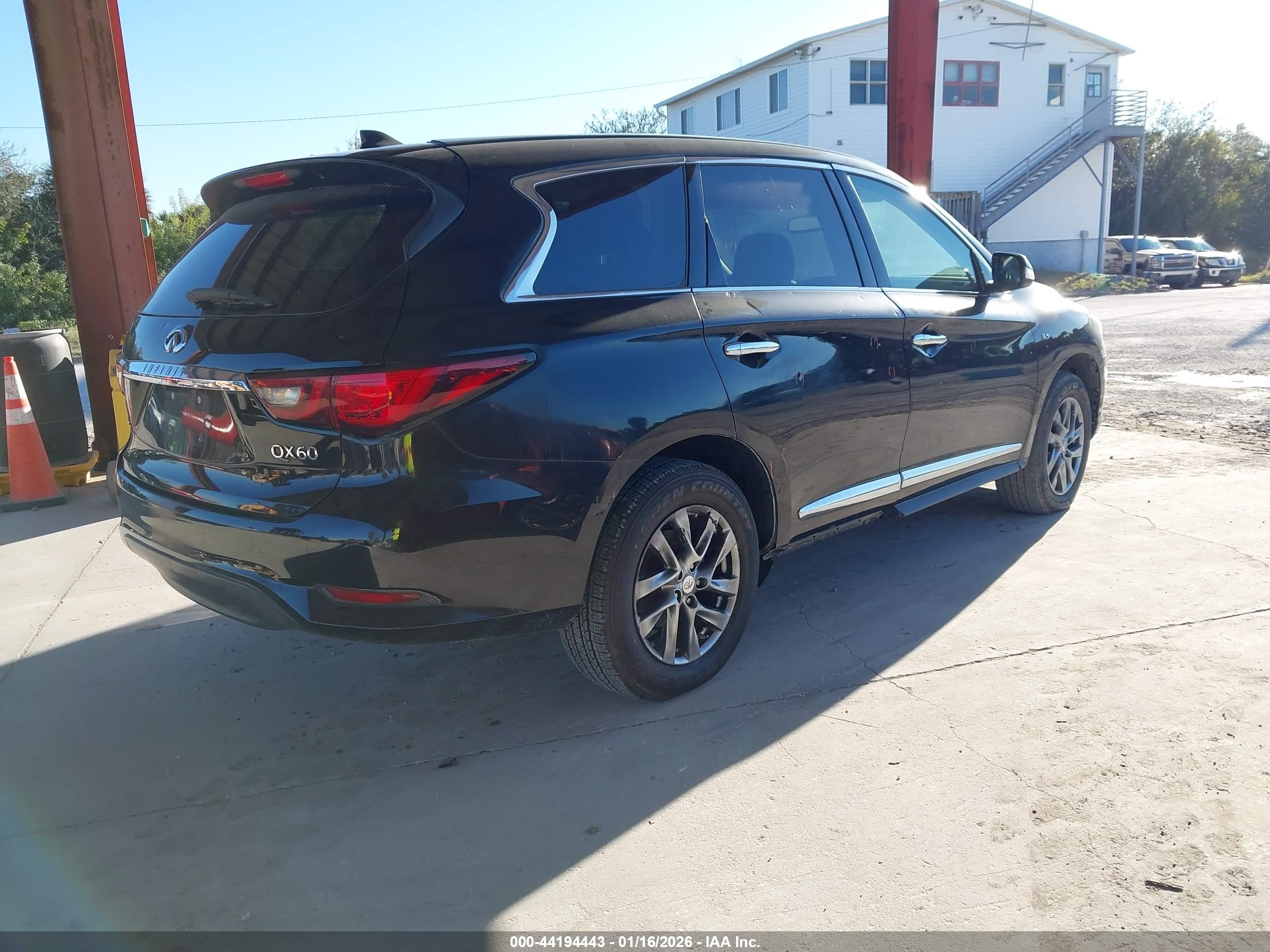 INFINITI QX60 image 4