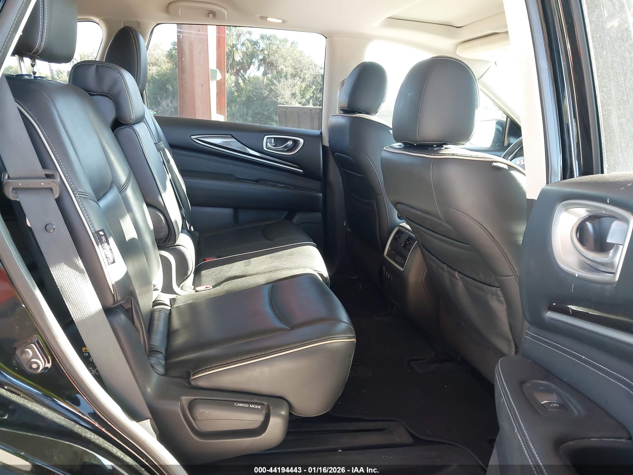 INFINITI QX60 image 8