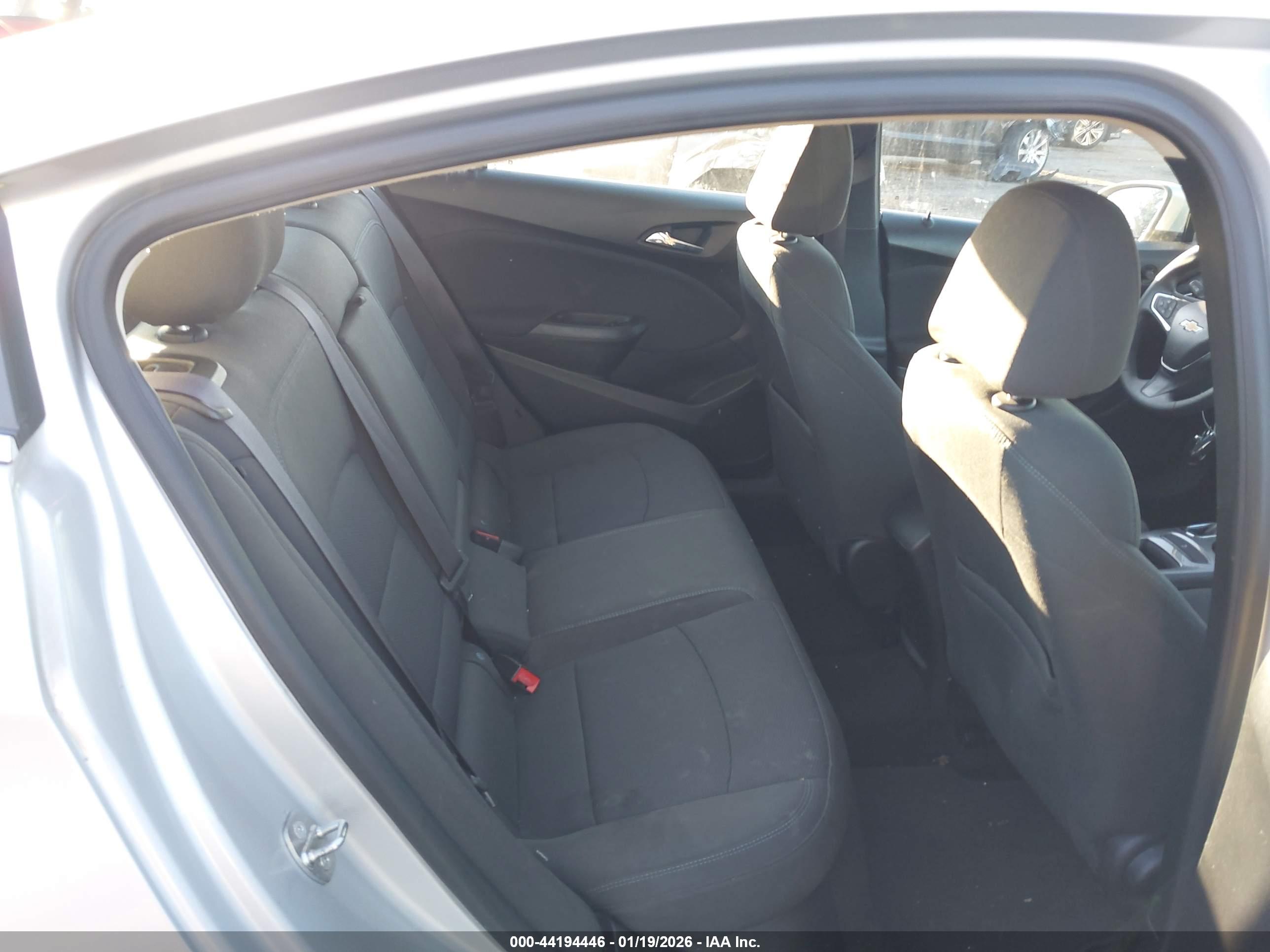 CHEVROLET CRUZE image 8