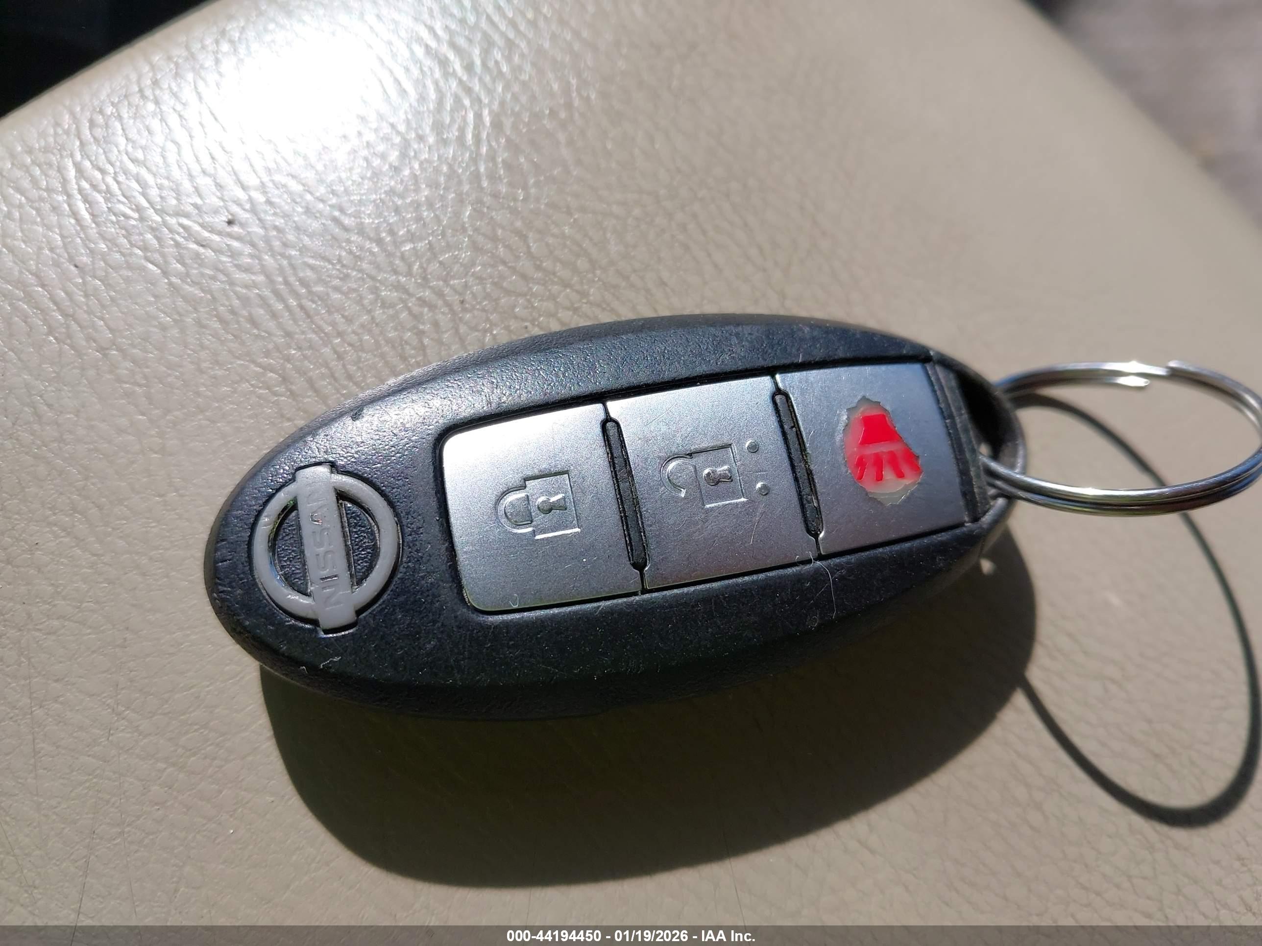 NISSAN MURANO image 11
