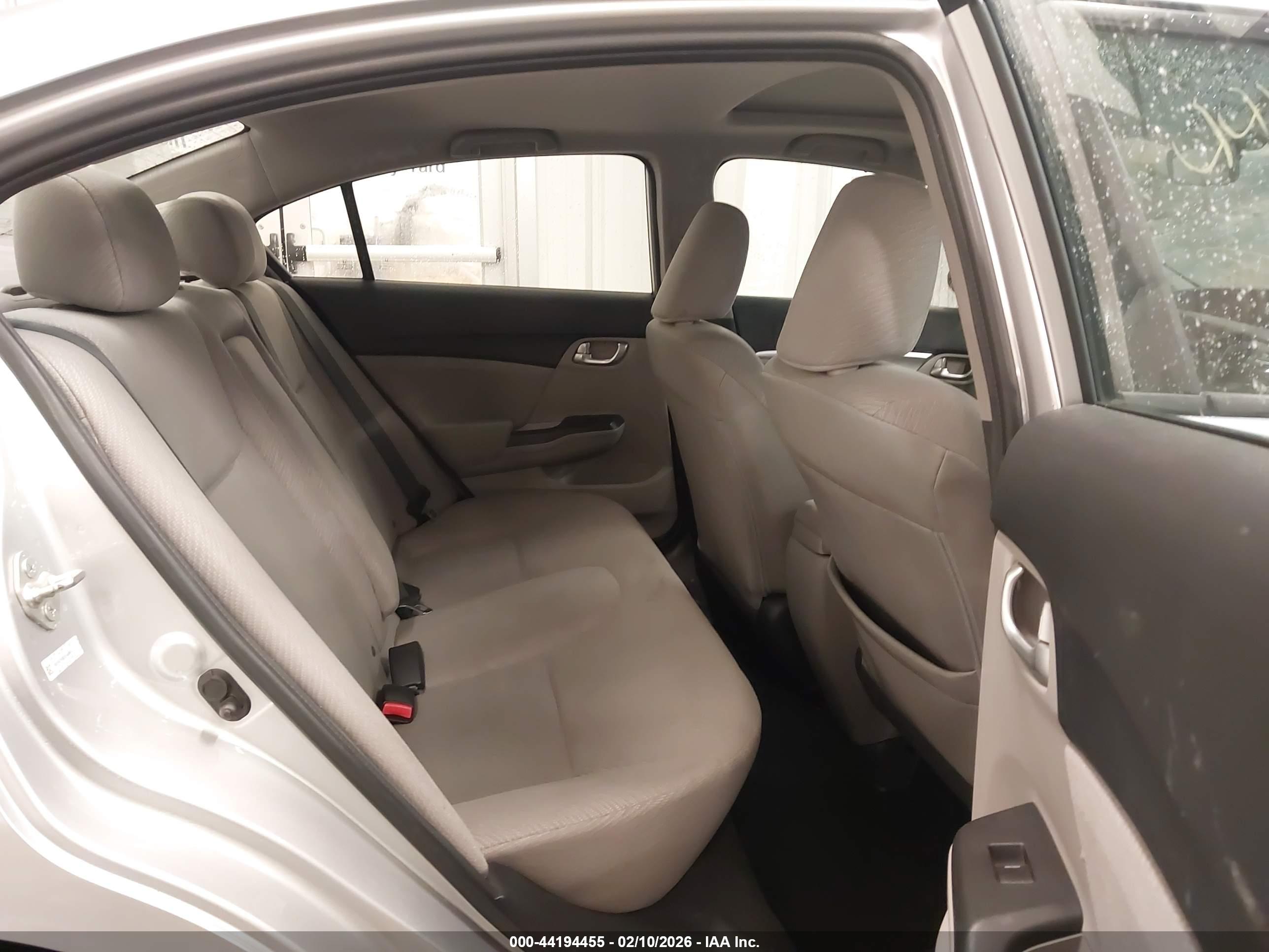 HONDA CIVIC image 8