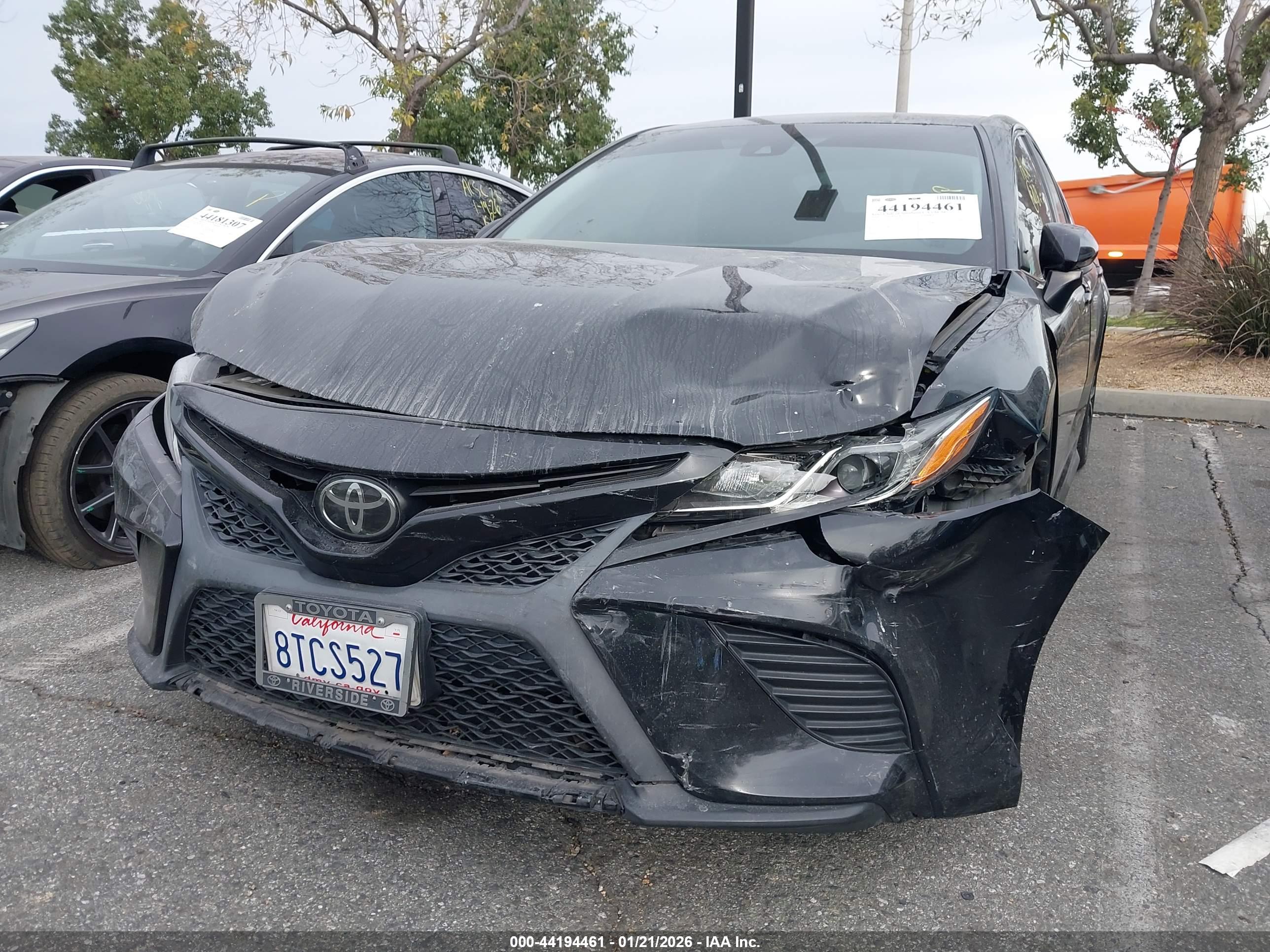 TOYOTA CAMRY image 6