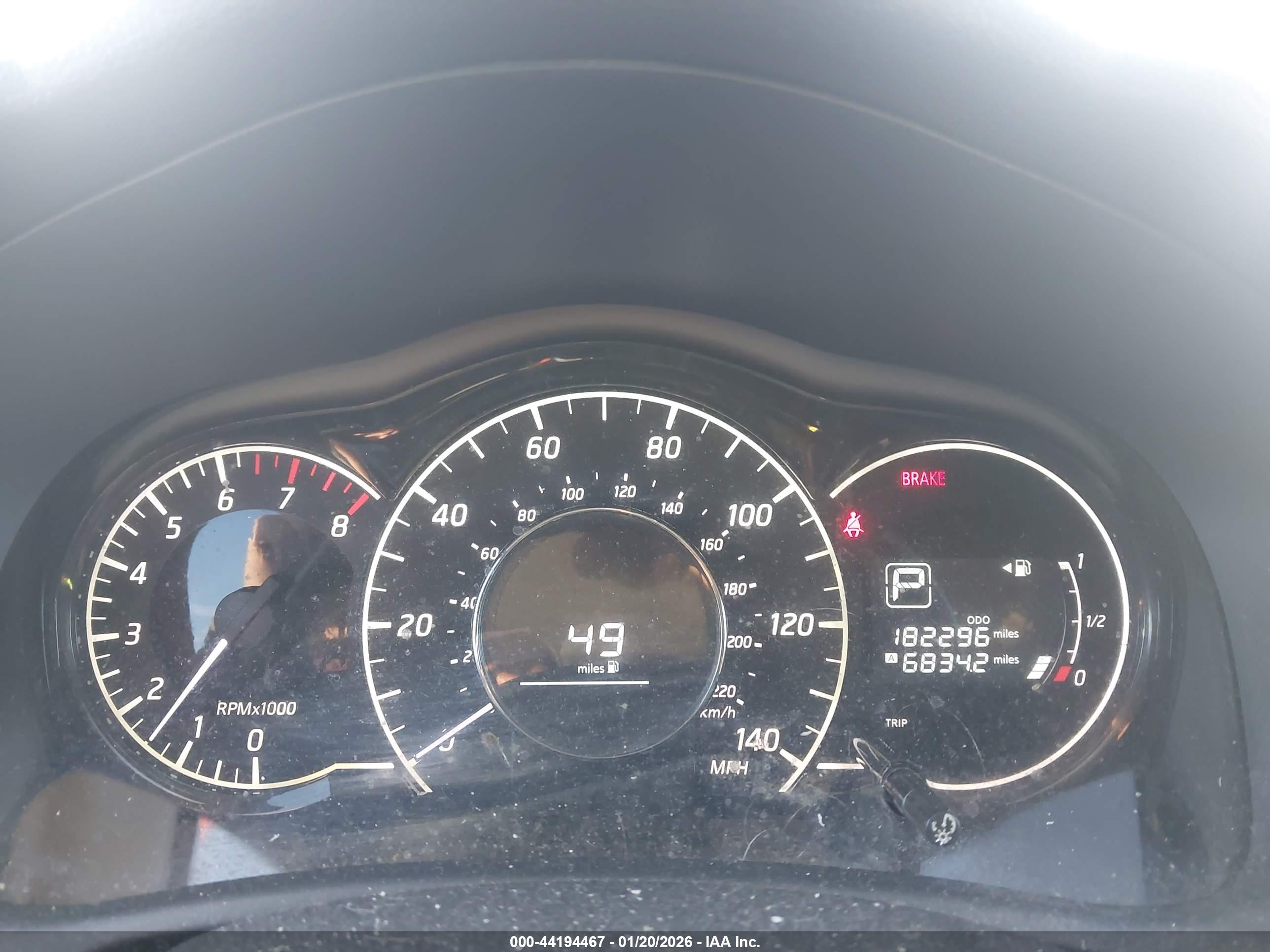 NISSAN VERSA image 7