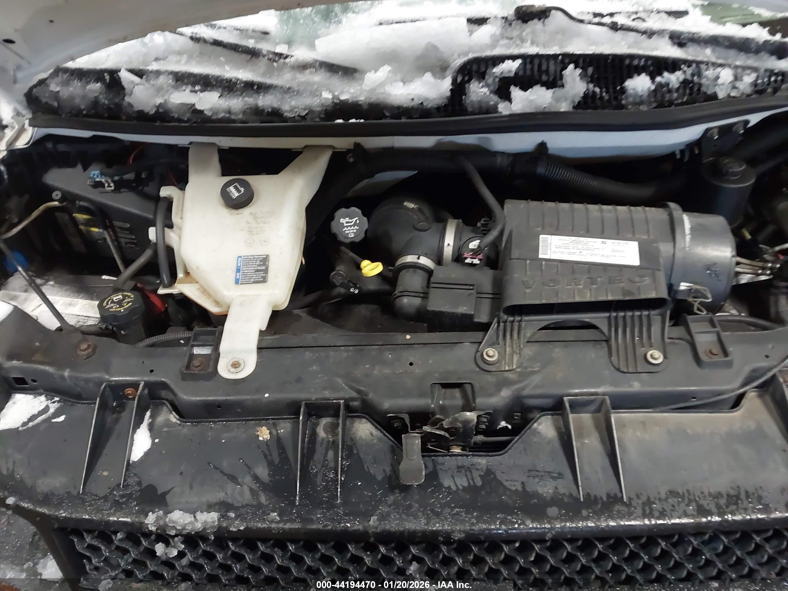 CHEVROLET EXPRESS image 10