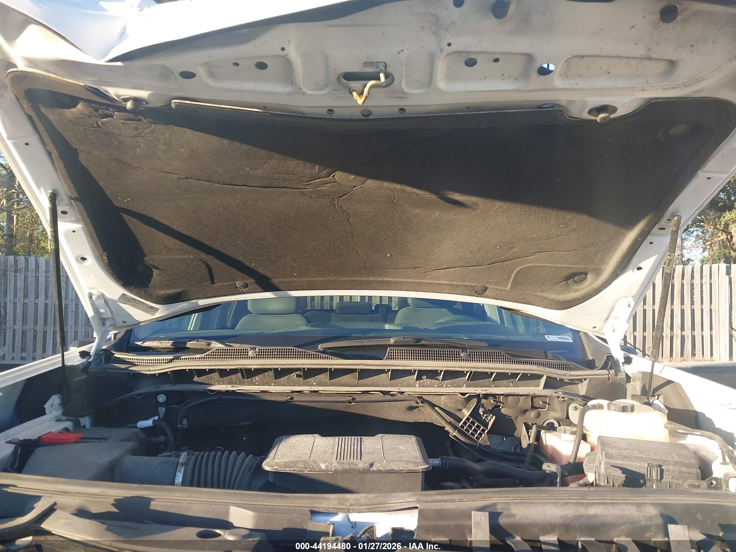 CHEVROLET SILVERADO image 10