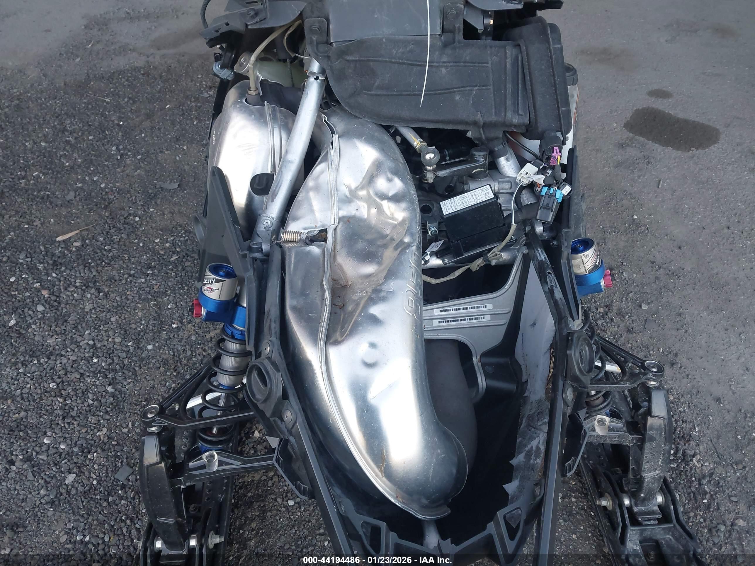 POLARIS 850 image 10