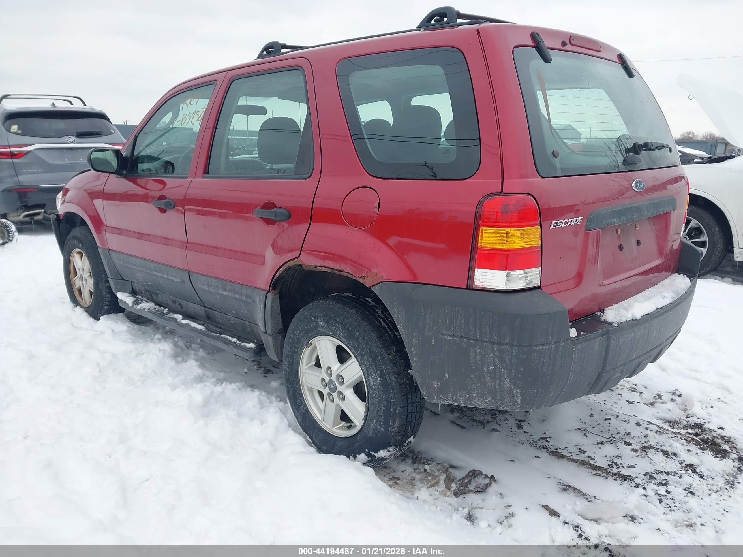 FORD ESCAPE image 3